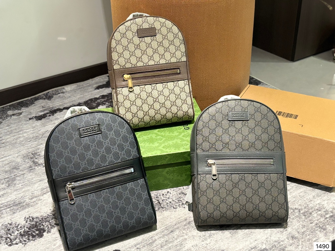 p165 礼盒包装 男包分享gucci gucci 比起非常火。这一款古奇男士单肩包可以说非常低调了國 老花的,这款呢低调稳重,日常休闲也搭得来也可斜 尺寸20.28