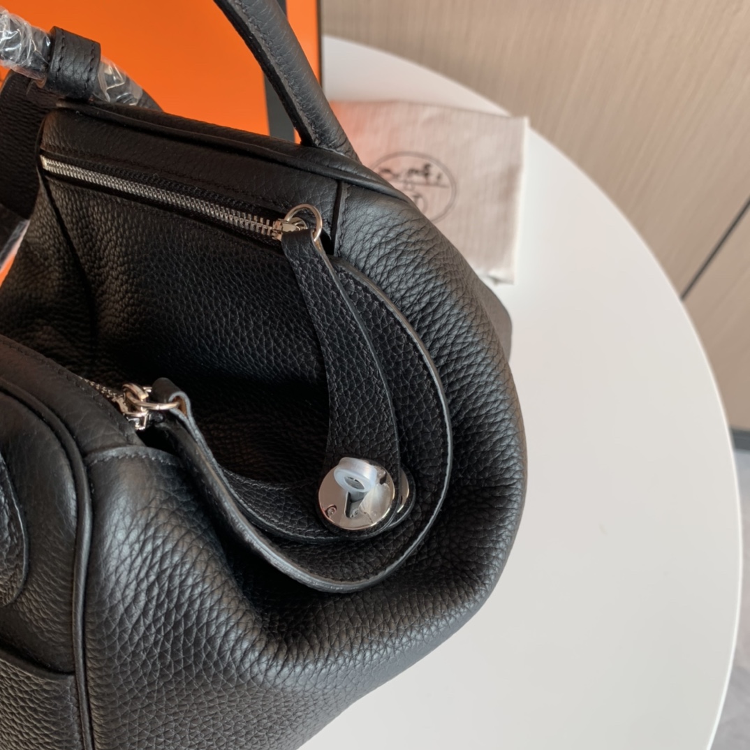 制版💰348包邮‼️ 定制版TC26cm林迪4色 定制五金&半手缝莎菲线 独家皮料Tc皮 水性油边不开裂 独家手推防伪线 配全套礼盒包装