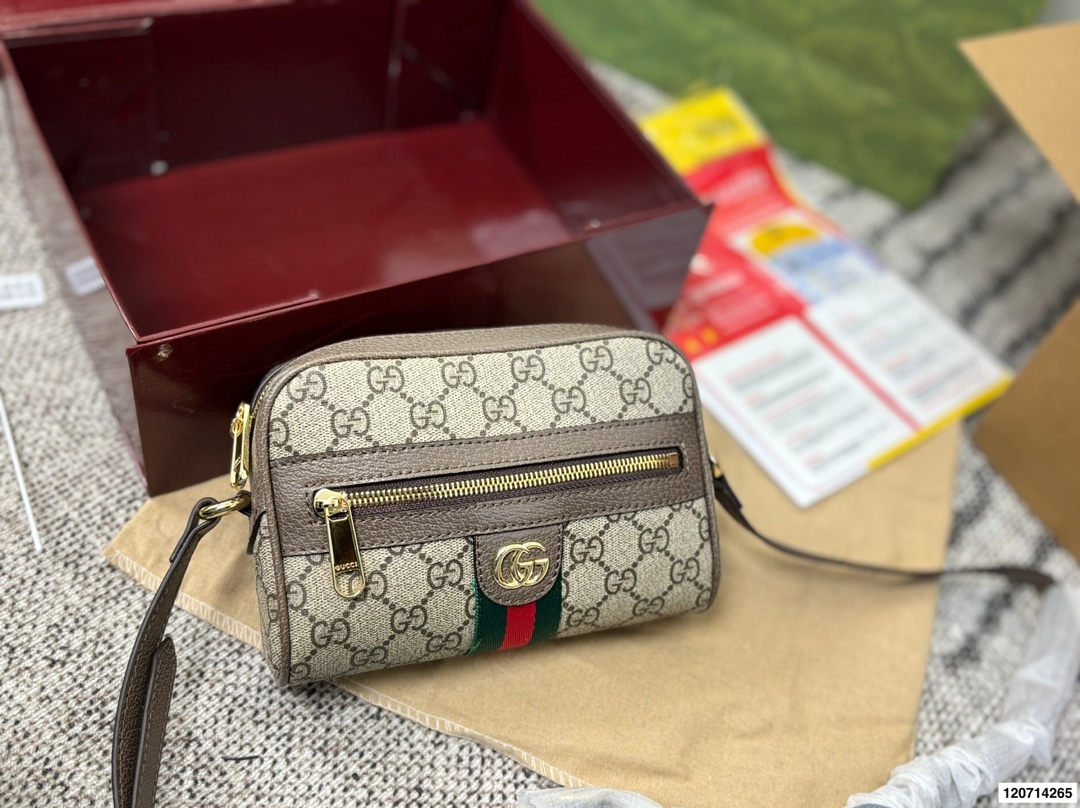 p145 礼盒包装 size：20.14 古奇Ophidia 相机包！ ⚠️原单渠道货！ 经典 ！经典！ 无法抗拒的一款！ 容量妥妥的哦！