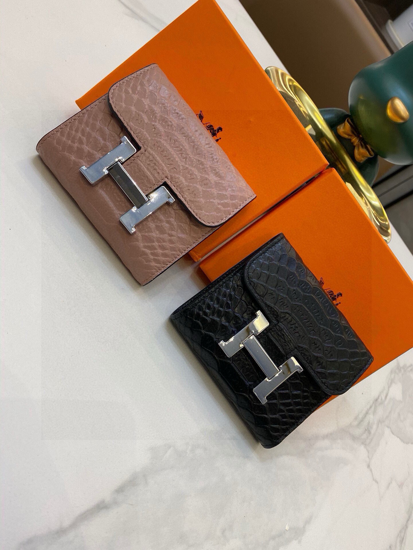 📢📢📢p85 2111 爱马仕专柜🔥爆款 女士钱包 三折款 💕里外鱼子酱牛皮 1:1原单品质 简单百搭 大容量 💕超级美哦 💥 12 9