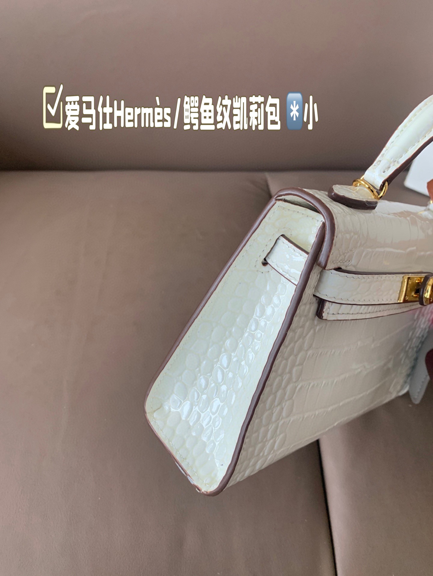 小号P185 爱马仕上新🧡🧡Hermès/鳄鱼纹凯莉包 明星同款 人手必备款 Hermès每个女孩的必备品😍 手提肩背 特别实用 送人自留都有面儿 盒子包装🎁 尺寸小号20*14cm