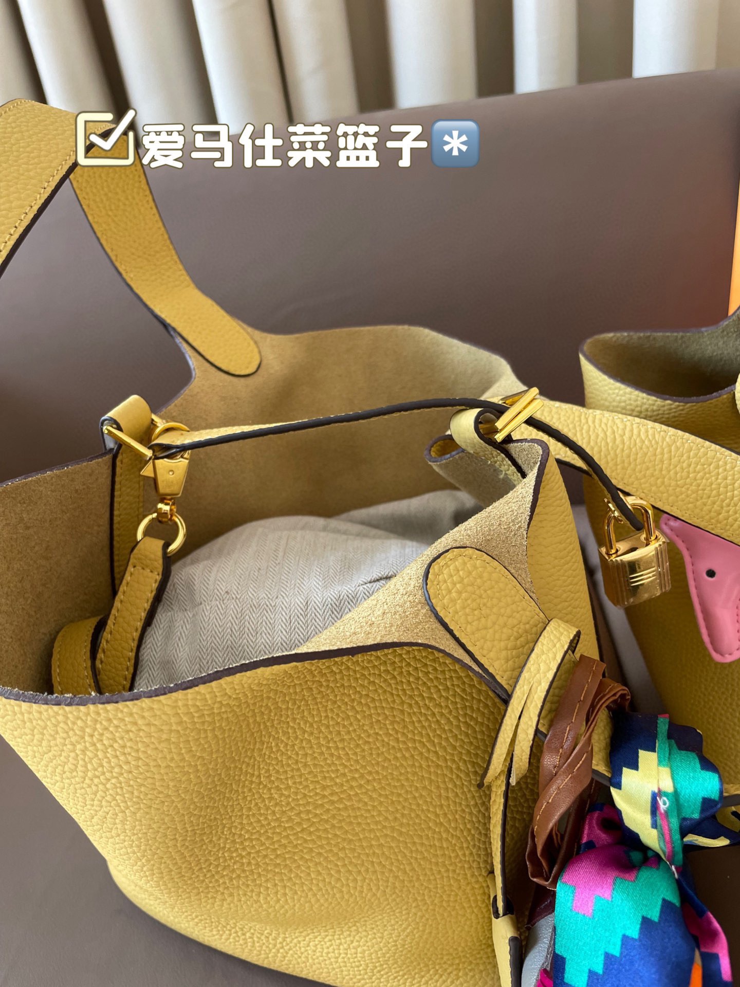 P185 折叠盒 牛皮～ 爱马仕菜篮子‼️‼️奢侈品中的经典之作 爱马仕 如图配置 媲美专柜的版本！配送丝巾 小马 尺寸21*18