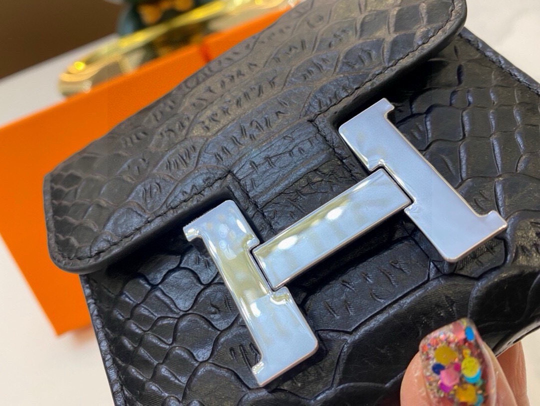 📢📢📢p85 2111 爱马仕专柜🔥爆款 女士钱包 三折款 💕里外鱼子酱牛皮 1:1原单品质 简单百搭 大容量 💕超级美哦 💥 12 9