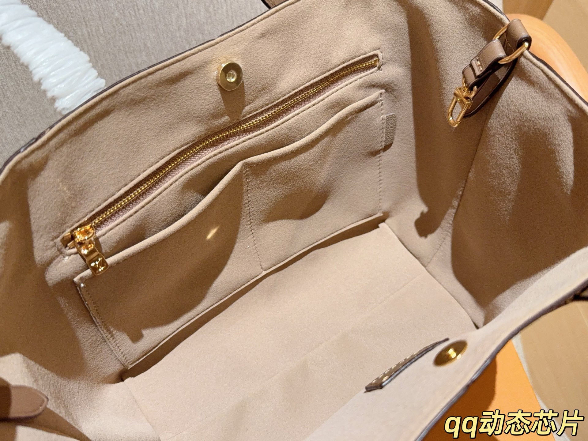 💰190 动态芯片 Lv路易威登 25fw新款allinone托特包～手拎包～容量超级大 尺寸28&times;24&times;12 礼盒包装🎁