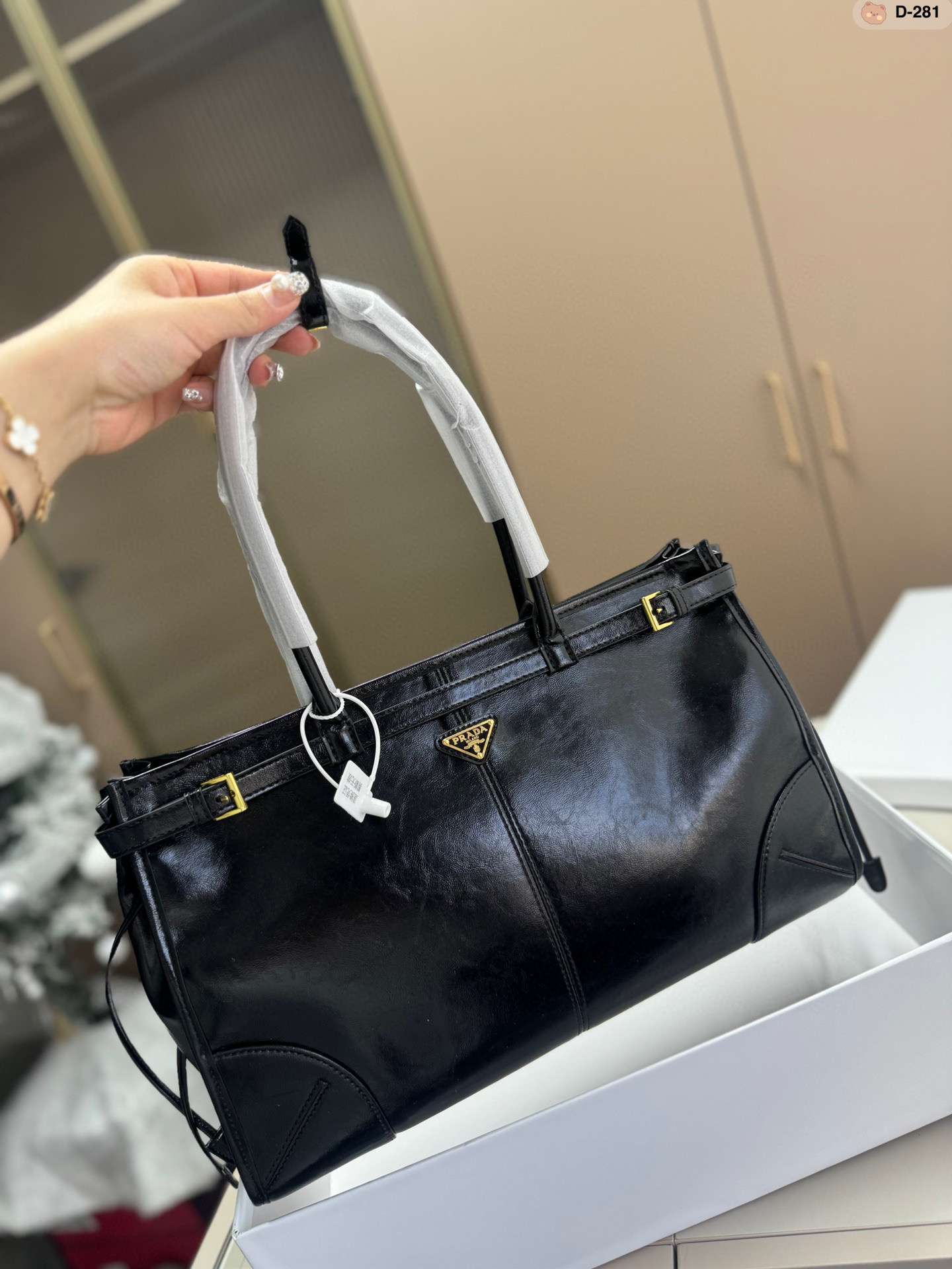 💰p205 高版本PRADA普拉达 soft lux油蜡皮hobo长手柄手提包腋下包 可斜挎D-281尺寸38.11.23配盒