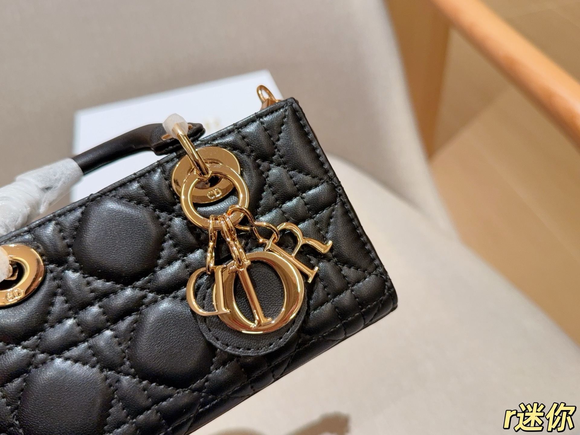 💰160 Dior 迪奥 Lady D-Joy 戴妃羊皮纹藤格横版 尺寸17cm 礼盒包装🎁