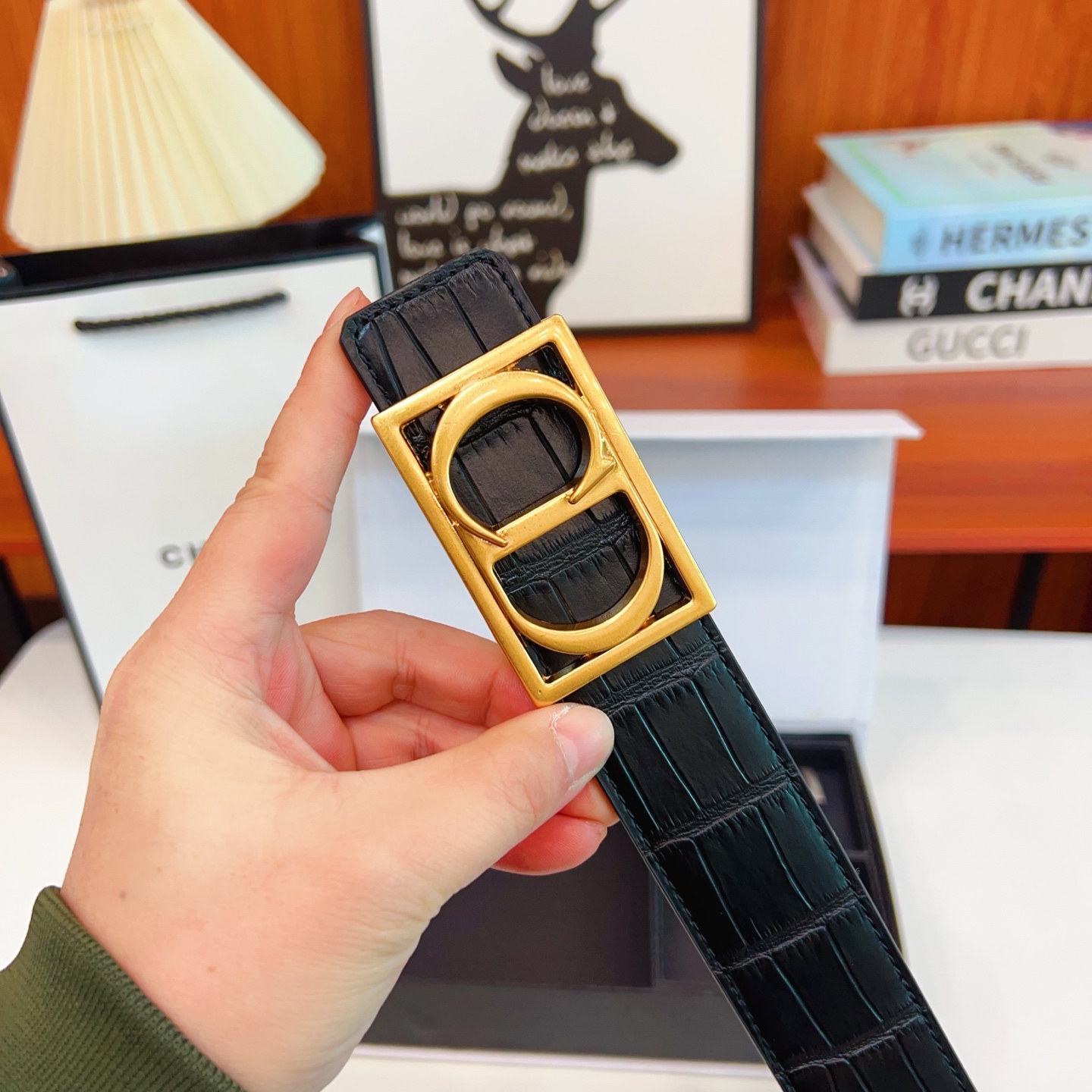 🚹🚹P125💎迪奥➕YSL 🔥双品牌🔥双扣版 1⃣带2⃣扣 正版开模 此款腰带双面采用原厂牛皮带身,2️⃣品牌 精密电镀标志性五金搭扣 对版专柜。3.8cm【如需木盒➕40】