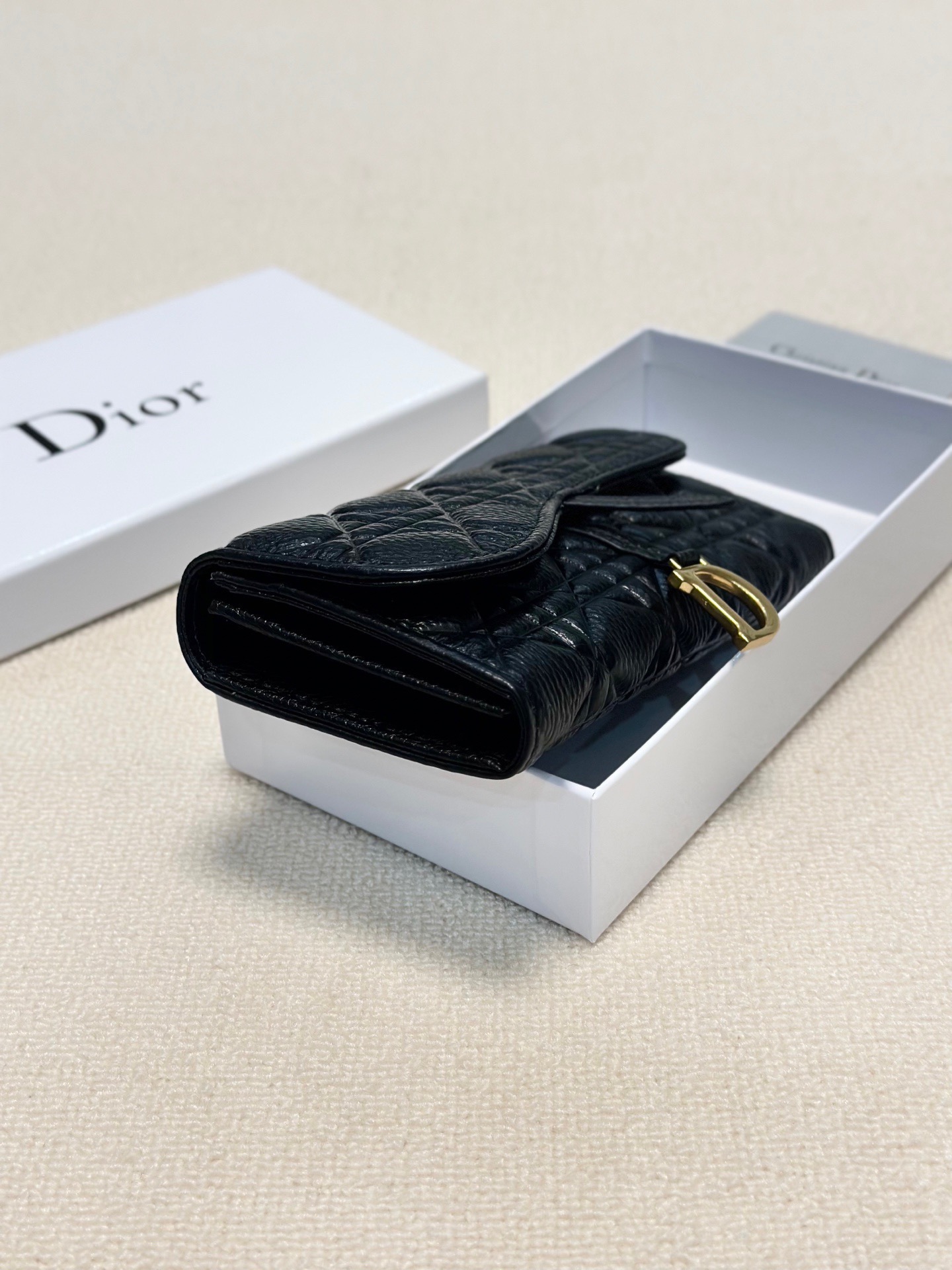 P95🎀🎀颜色 黑🎀尺寸 19x10🎀迪奥👏时尚钱包 🎃🎃头层牛皮压花🐂内阁超丰富👍女士专属🔥现货