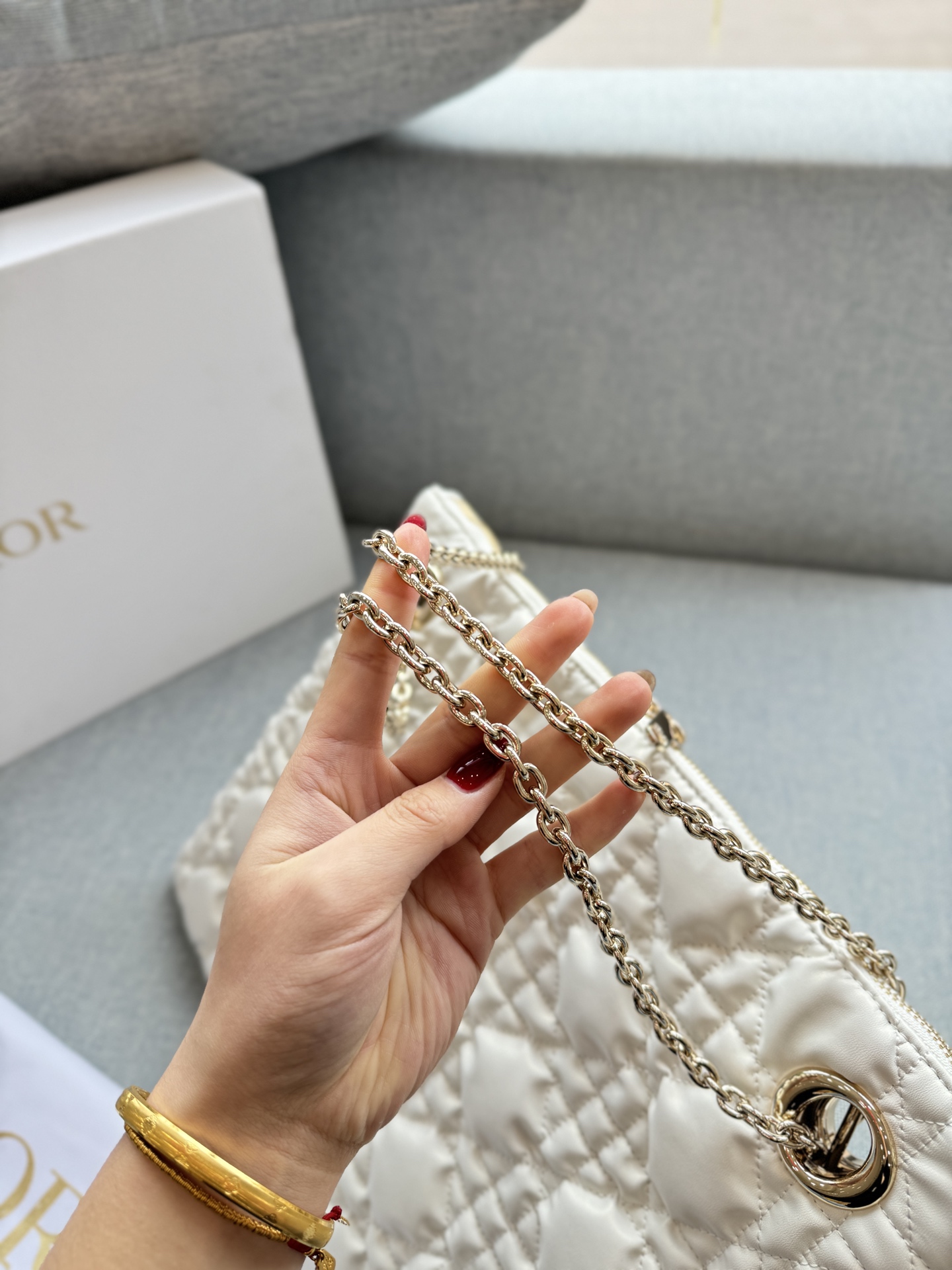 💰230 折叠盒 size：37&times;29 DIOR迪奥 26SS 托特包 手提包 经典