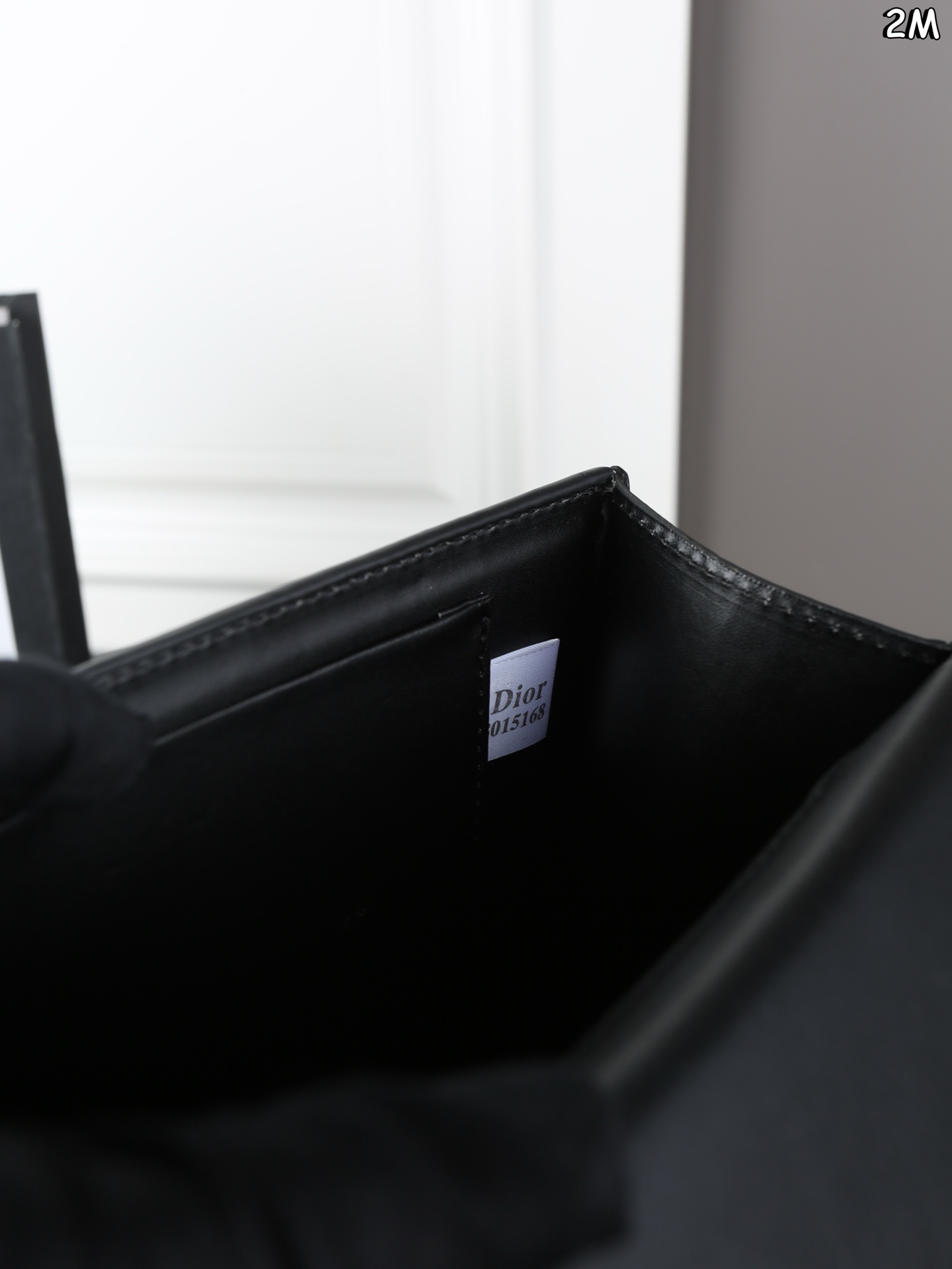 P115 天地盖 DIOR迪奥 Jadio 链条包 手包 蒙田包 Dior 还是辣么好看 Jadior还蛮好背的 链条也不勒肩膀 中性与lady的碰撞 一包两用Dior Jadio 尺寸：25&times;15