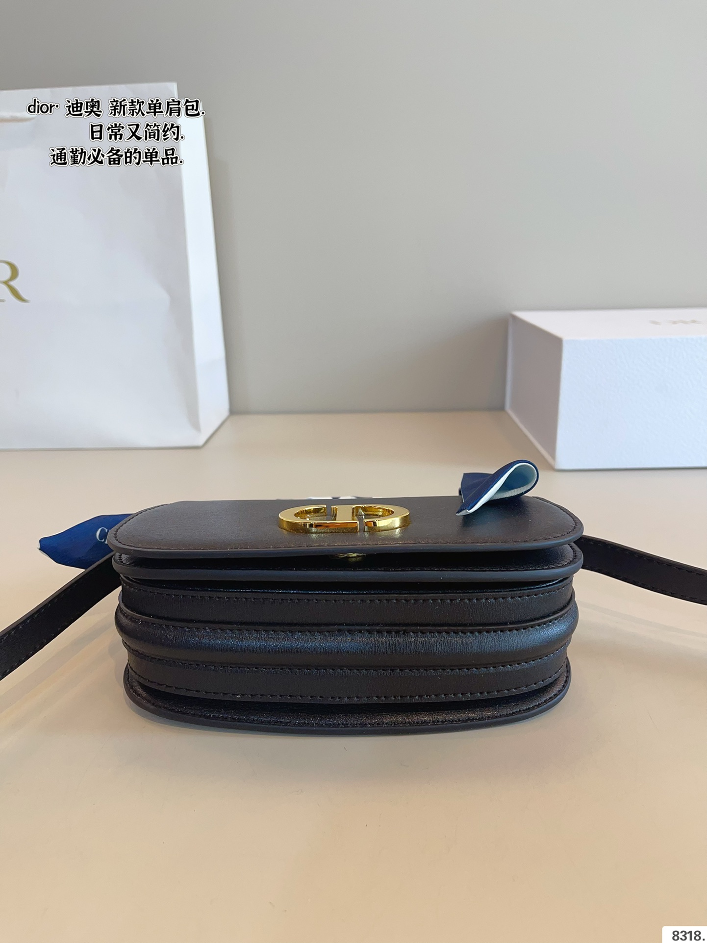 p175配礼盒🎁 迪奥 Dior Babby马鞍包 质感很高级 容量超级大也很耐用 日常出街背它回头率百分百 就是这种随性慵懒感尺寸：19*4*11cm