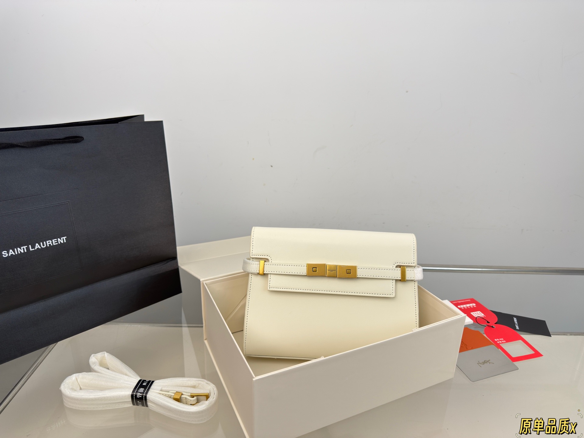 （飞机盒折叠盒⚠️）p195 圣罗兰 曼哈顿单肩包 又酷又飒低调的奢华 可盐可甜 极致美感 绝美女孩就是你 尺寸:24.17cm