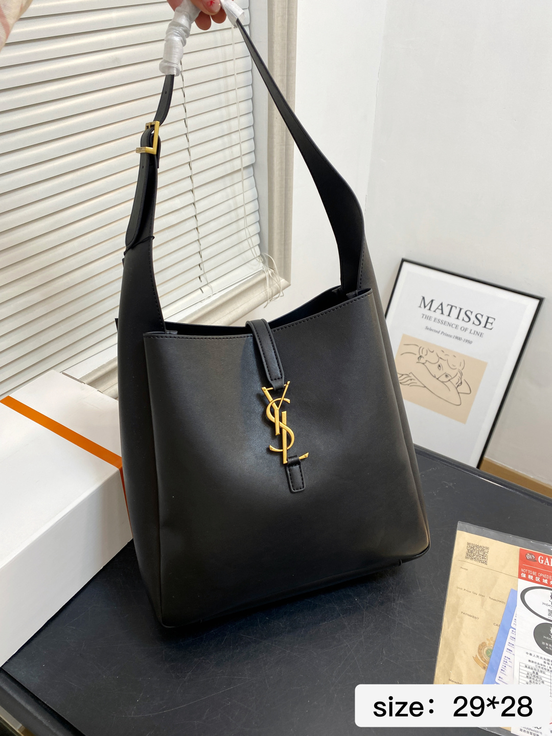 🅿️💰145 配折叠盒 尺寸29*28 圣罗兰 ysl hobo托特包 出行必备单品 超大容量哦！ 2269