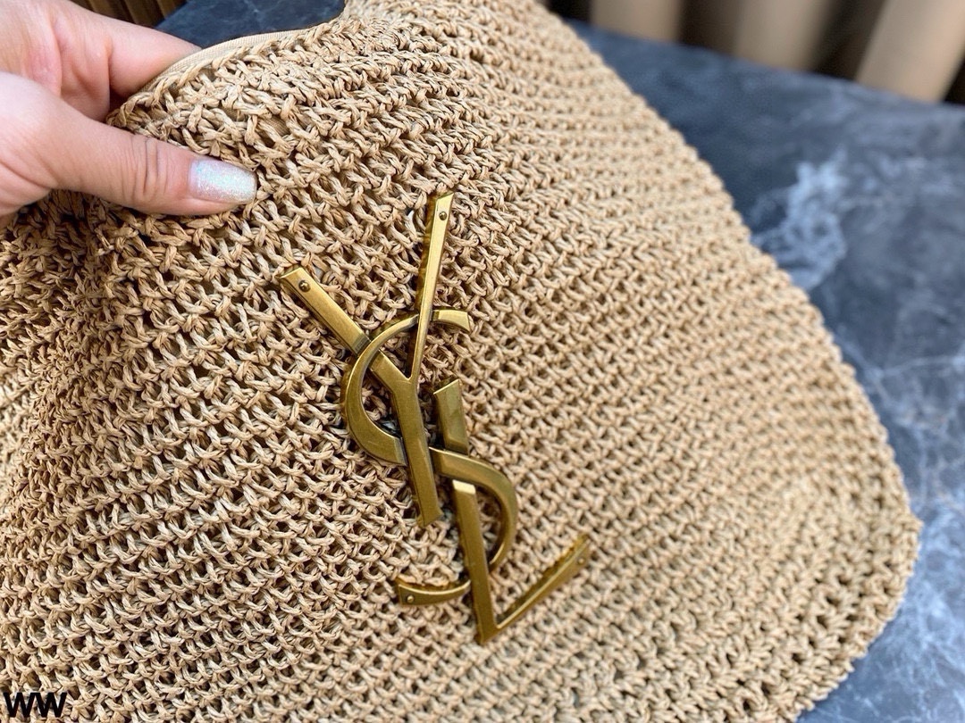 p105 配盒🎁 YSL圣罗兰 新品拉菲草 草编镂空购物袋 可手拎可单肩 随时充满度假感的包包！ 尺寸：45*31