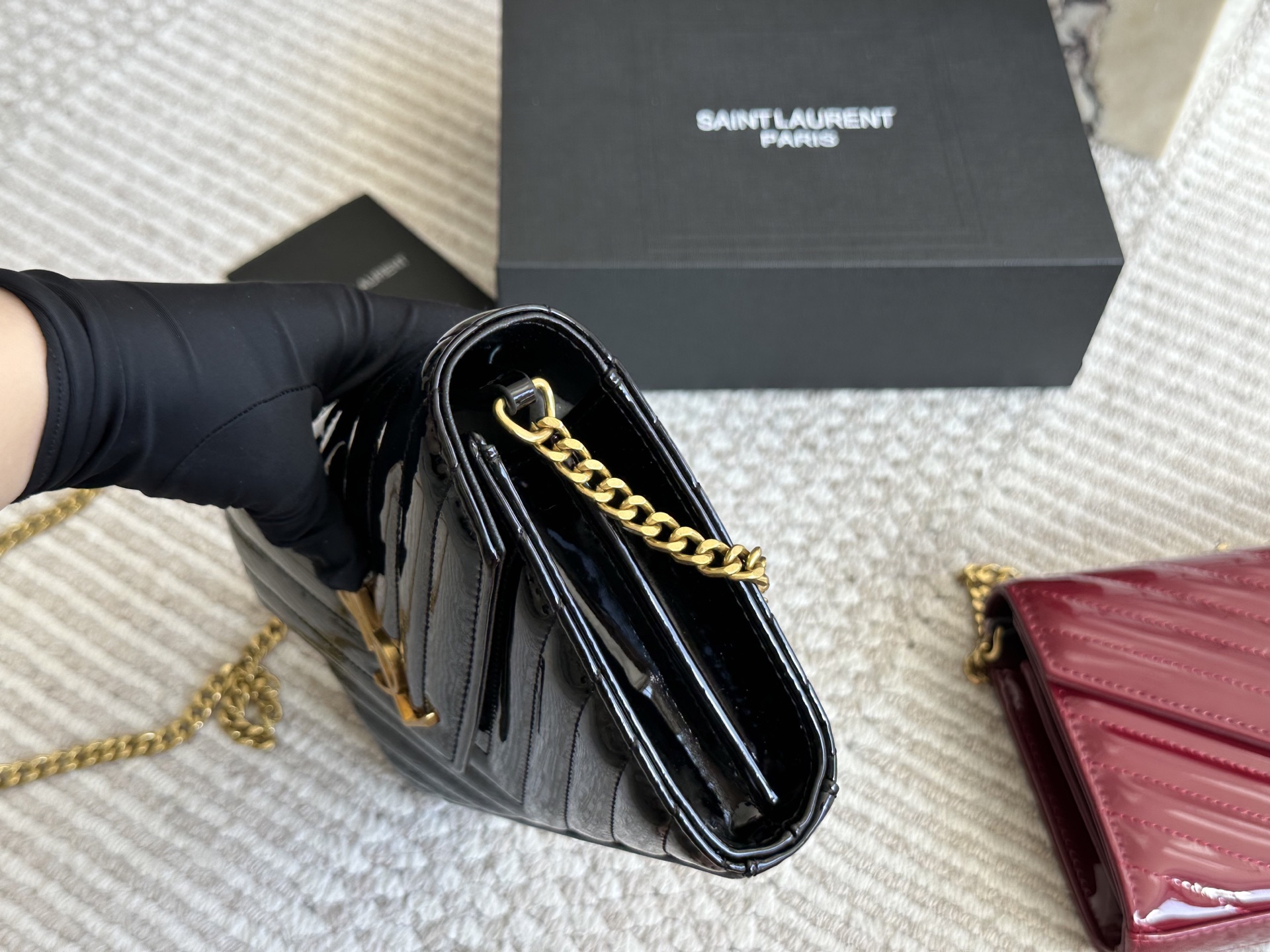 p130 配盒 size：23*15cm ysl woc信封包 磨砂皮看起来质感特别好！耐磨耐用！ 🉑️斜挎🉑️腋下