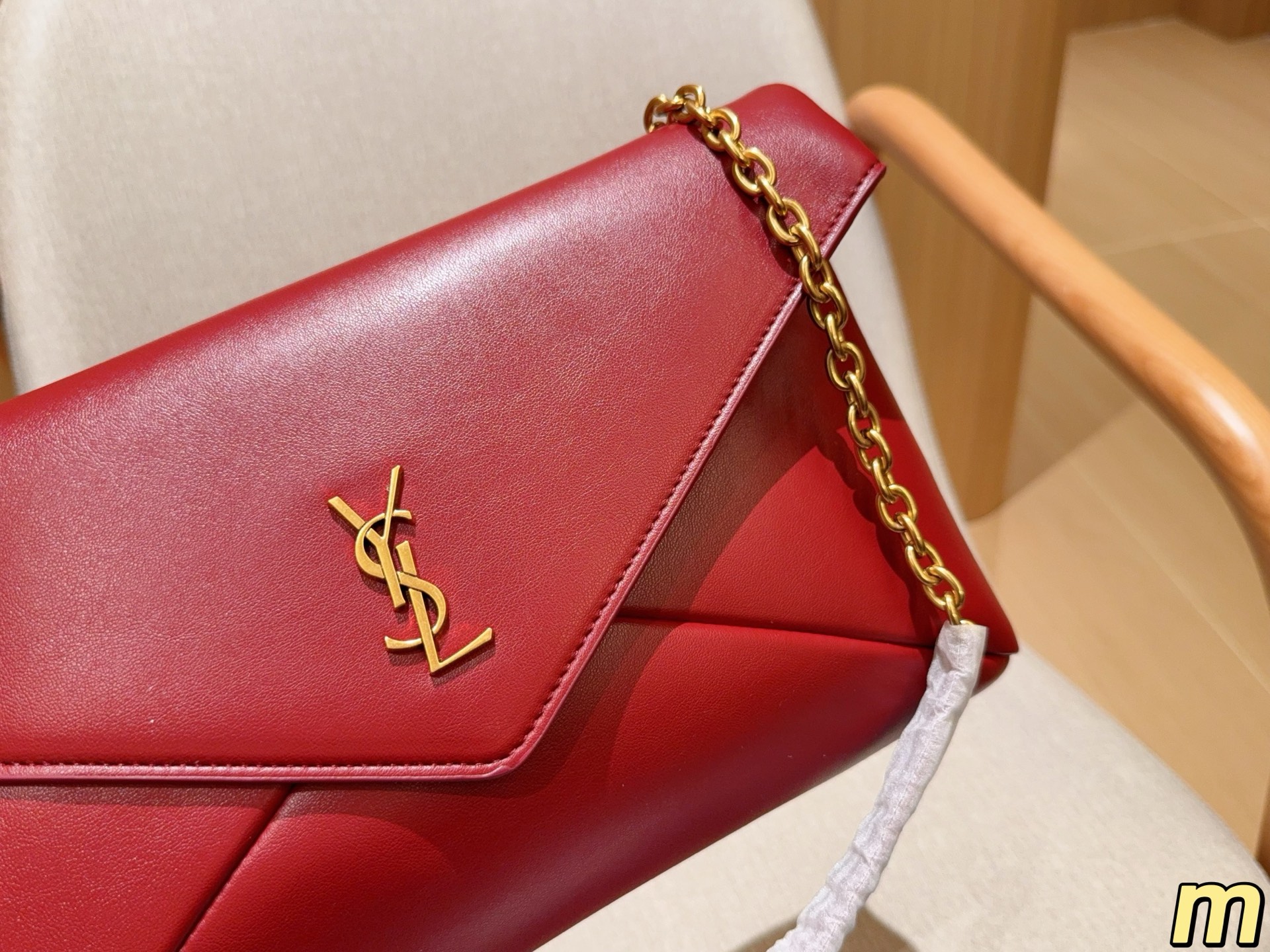 💰150 圣罗兰ysl loulou信封包腋下链条包 尺寸34&times;20 礼盒包装🎁