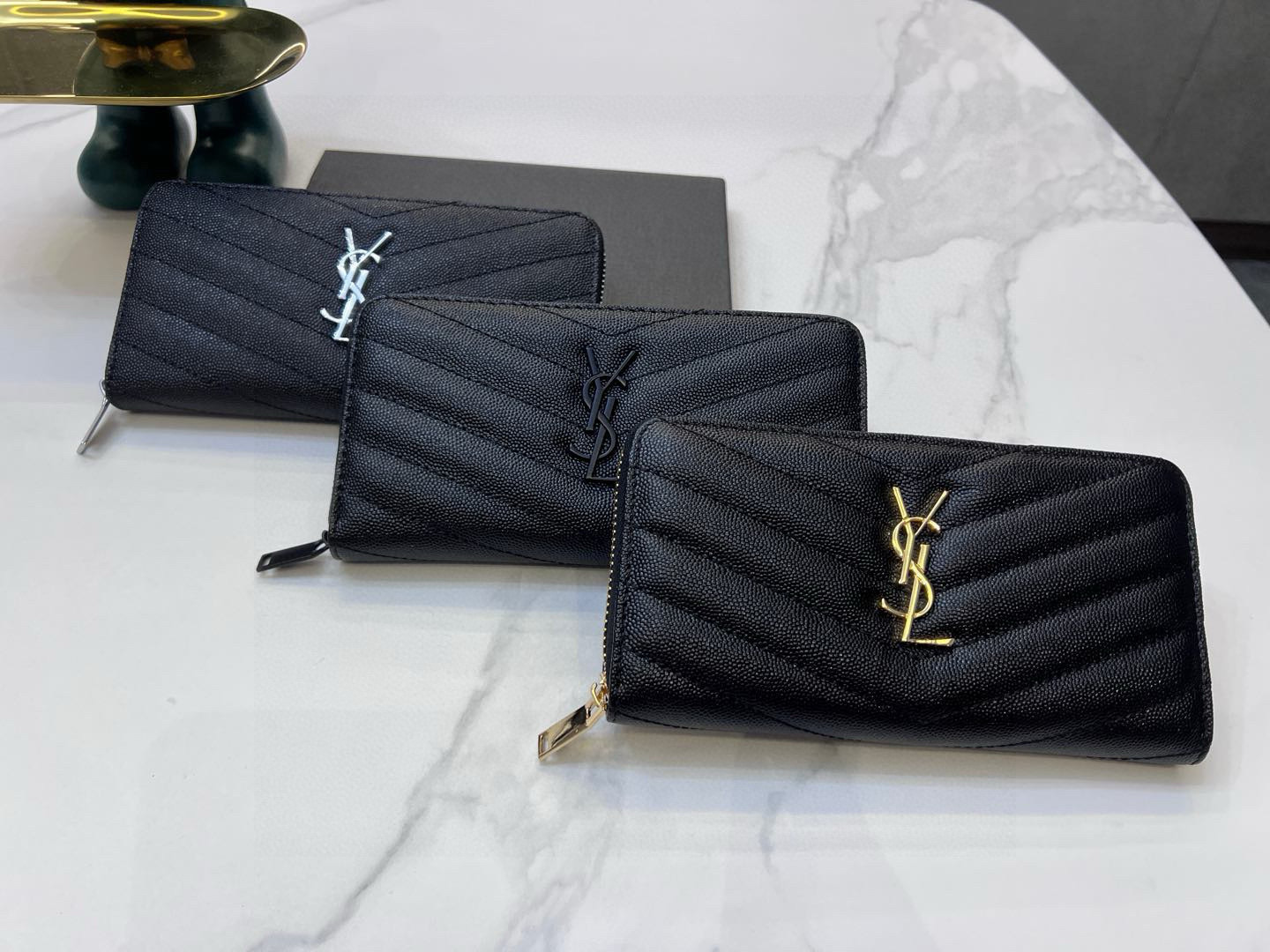 📢📢📢p95 5887 圣罗兰 专柜🔥爆款 女士钱包 两折款 💕里外鱼子酱牛皮 1:1原单品质 简单百搭 大容量 💕超级美哦 💥 19 10