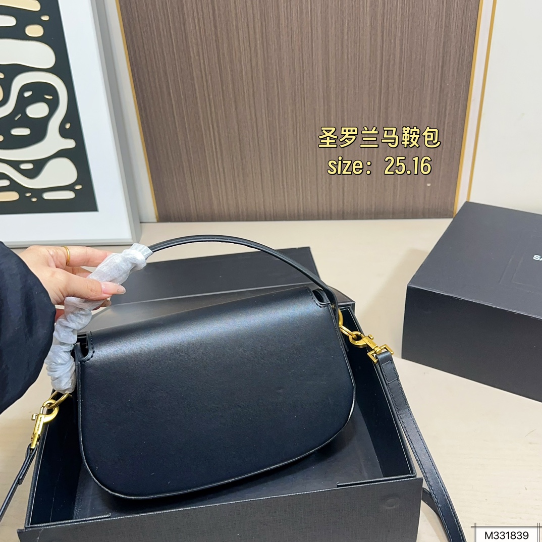 💰155 折叠盒 尺寸25.16 圣罗兰最新款马鞍包Voltaire 超chic的 尽显极致的圣罗兰ysl超级百搭哦！