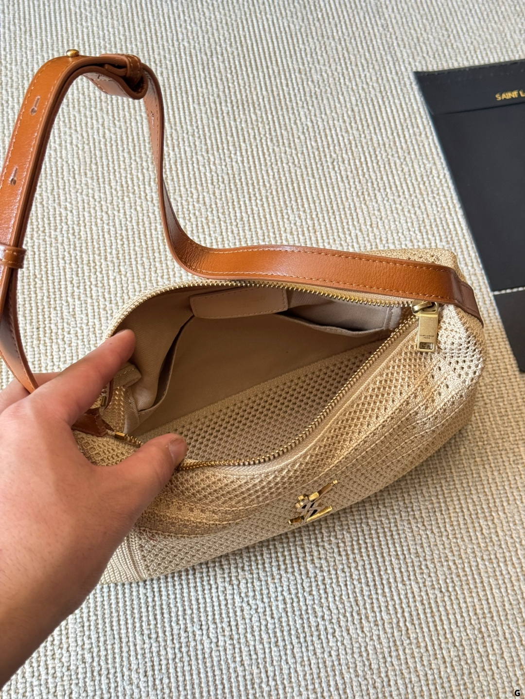 p205 YSL Oxalis拉菲草编织包 圣罗兰 YSL 草编托特包 夏天必备拉菲草单品 清清爽爽 简约时尚 通勤日常皆可的百搭神器 尺寸25 15cm