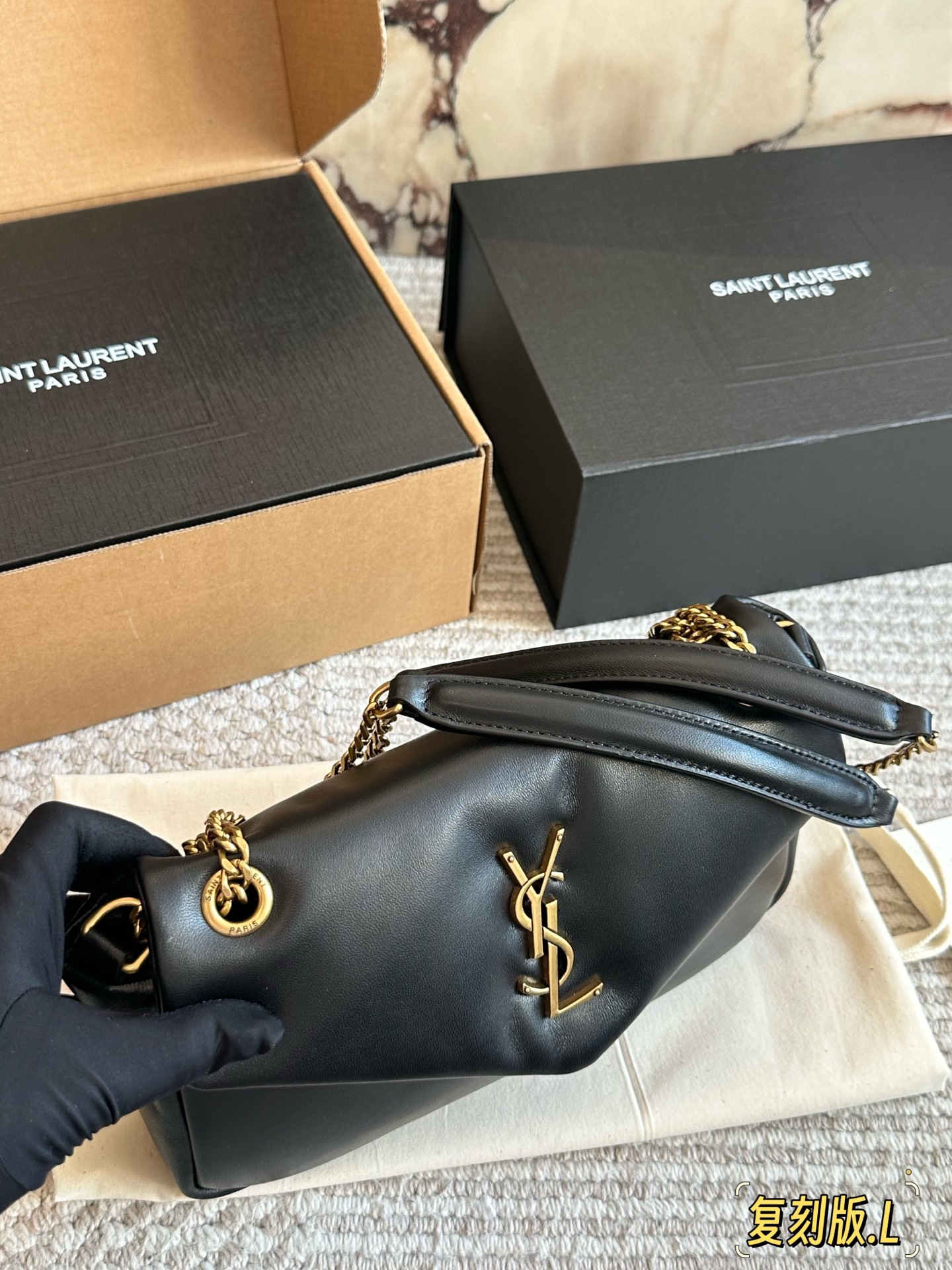 💰200 全套包装 牛皮版本 size 25 12cm ysl LOULOU PUFFER 绗缝云朵包 手感柔软细腻 搜索🔍圣罗兰ysl
