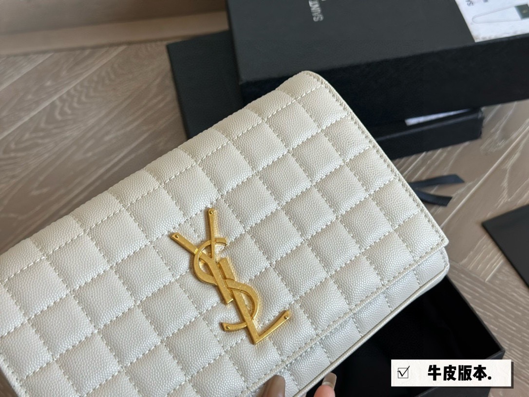 💰160 牛皮配盒 size：23*13cm 圣罗兰YSL鱼子酱信封包 cassandre 信封包 经典包包推荐哦！ 手拿 肩背都好看哦 超精致 细节完美！