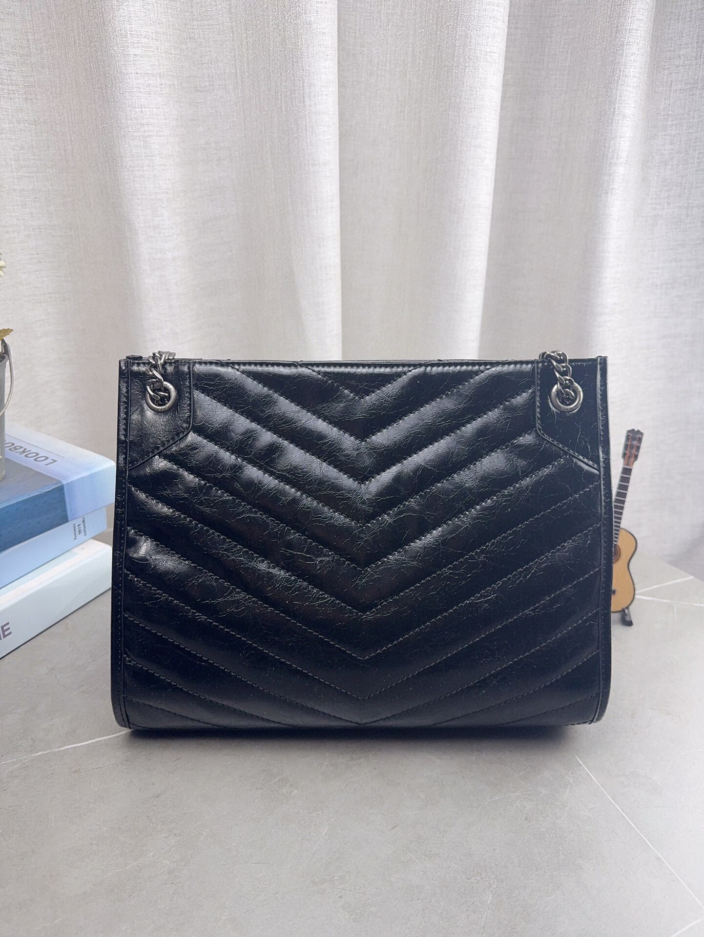 配折叠飞机礼盒 圣罗兰YSL托特包特别满意通勤包 心动一万次了!!超超超级王炸的一只通勤大包。尺寸33*26cm p195