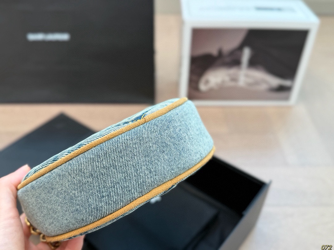 &yen;140飞机盒 Ysl 圣罗兰 圆饼包牛仔包 满满的设计感 非常知性优雅 超级高级的时尚单品 实物绝对惊艳到你 尺寸17 17