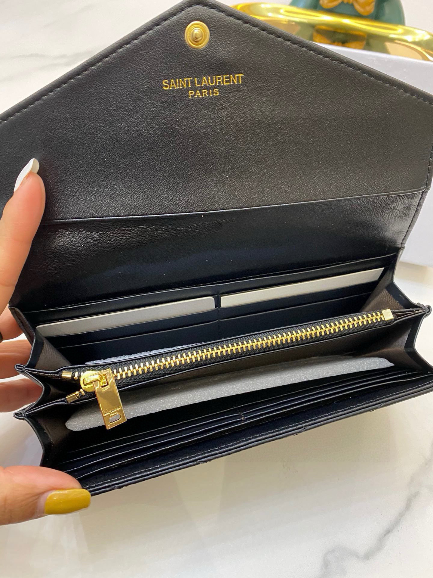 📢📢📢p100 3851 圣罗兰 专柜🔥爆款 女士钱包 两折款 💕顶级羊皮 1:1原单品质 简单百搭 大容量 💕超级美哦 💥 19 10