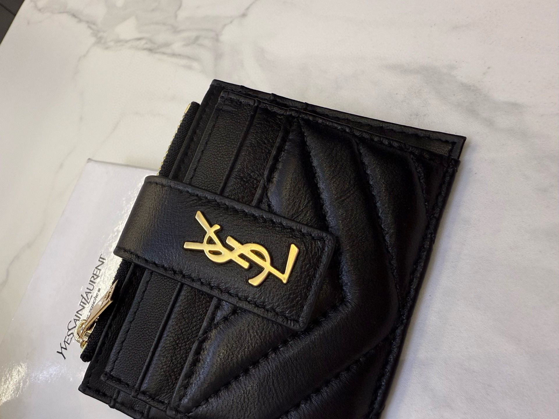 📢📢📢p85 6069 圣罗兰 专柜新款女士卡包💕原版帆布配顶级羊皮 原版质量做工 小身躯 大容量 👍 超级美哦