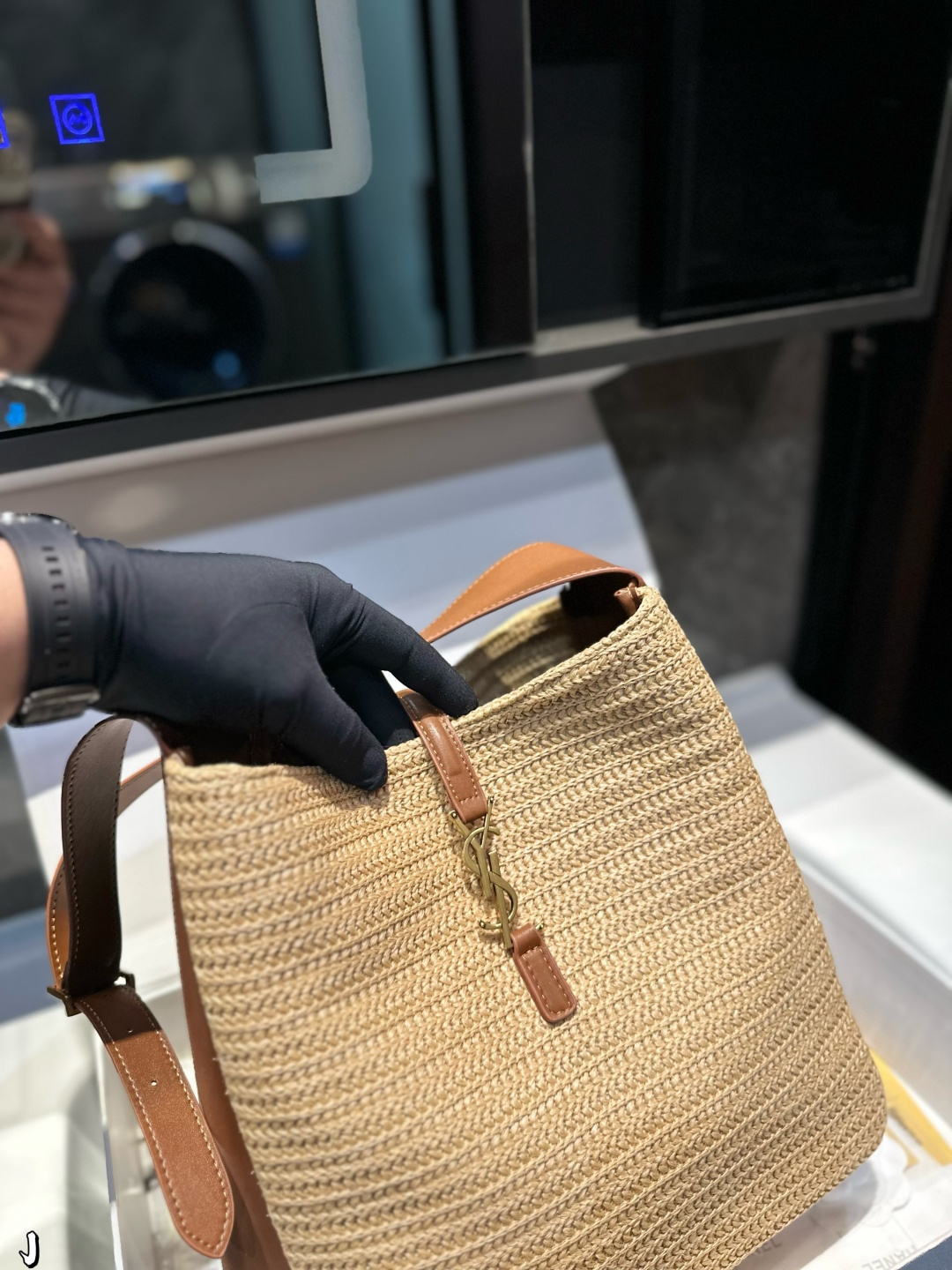 ❤️P190❤️ 圣罗兰编织托特包 拉菲草编织沙滩 夏天来了，准备度假背的风情单品，休闲的最高定义，一定要搭配，尺寸：28 30
