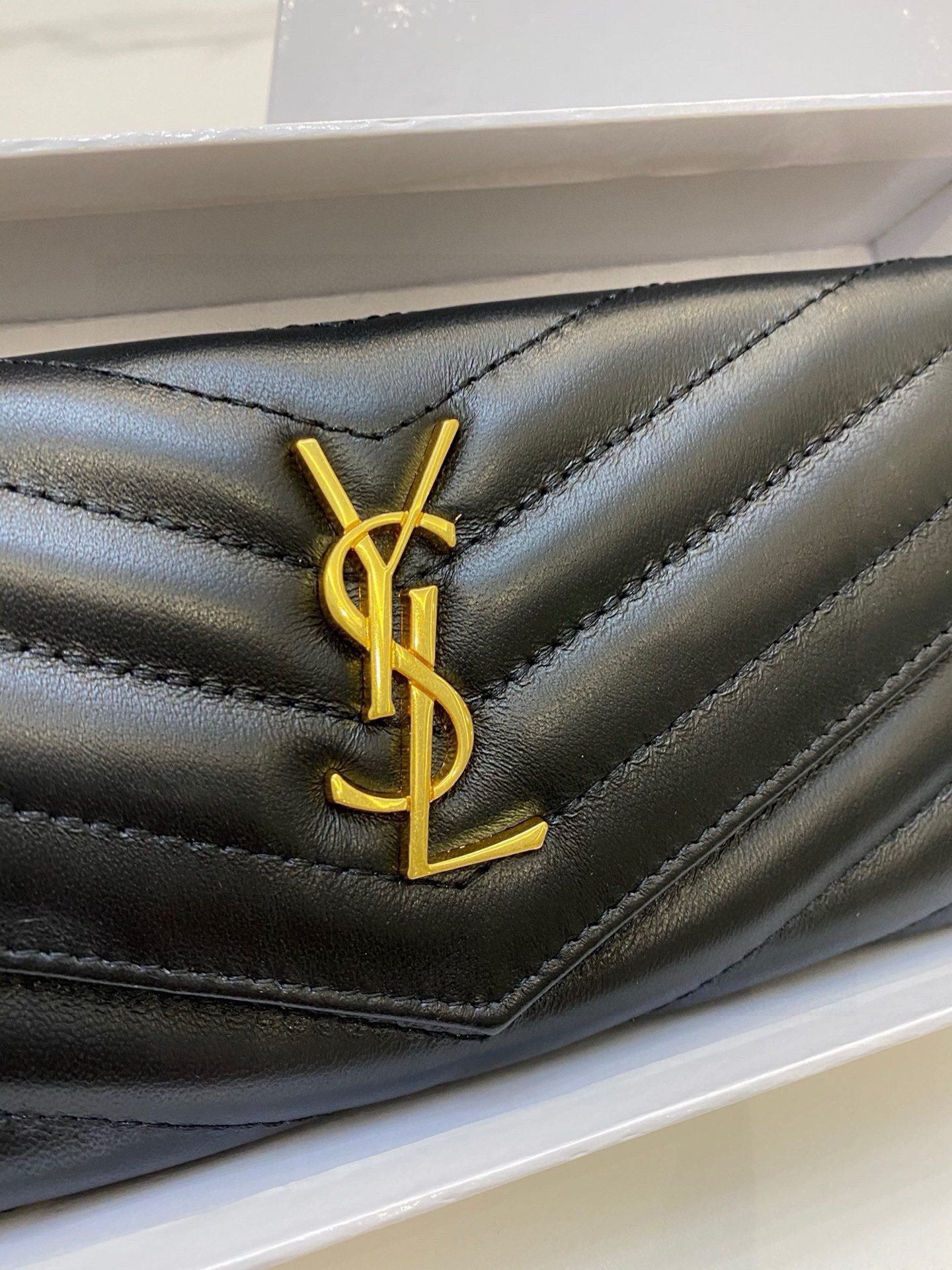 📢📢📢p100 3851 圣罗兰 专柜🔥爆款 女士钱包 两折款 💕顶级羊皮 1:1原单品质 简单百搭 大容量 💕超级美哦 💥 19 10