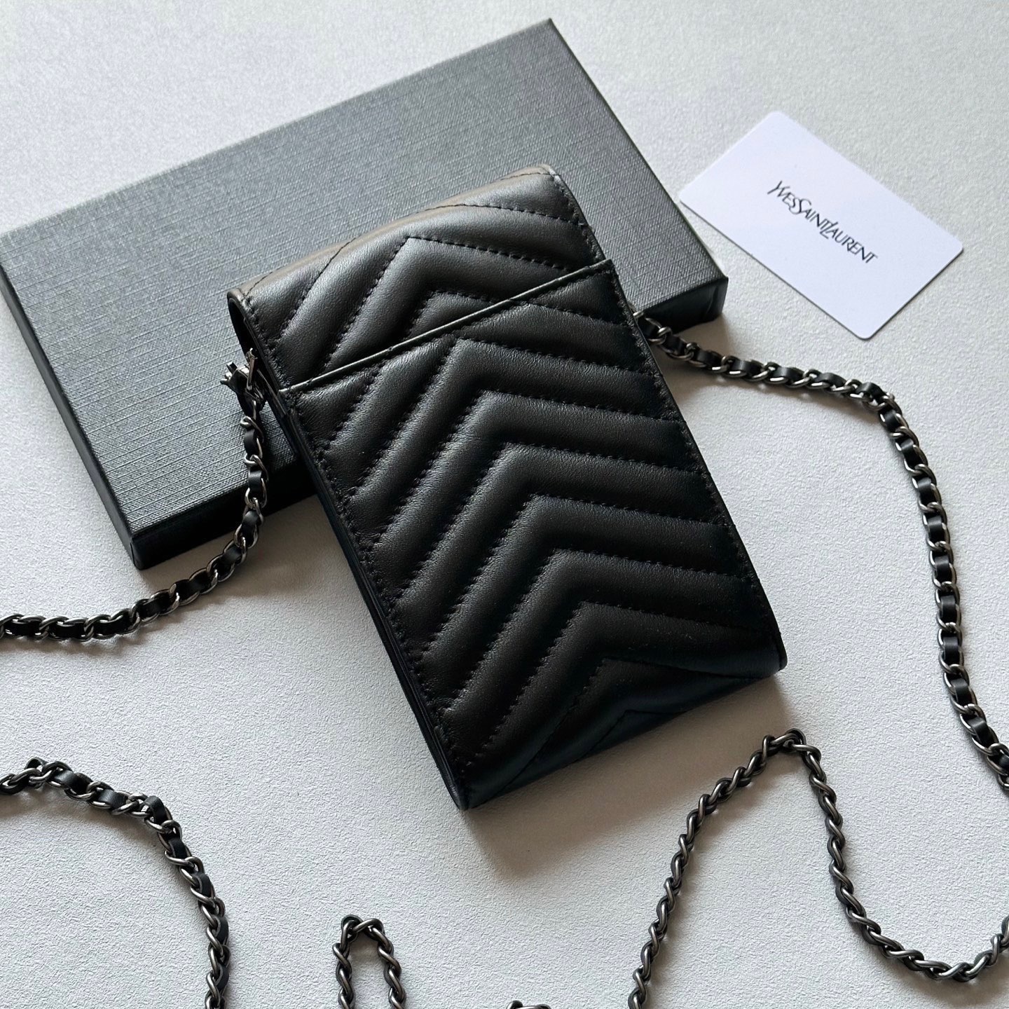 P105🎀🎀颜色 黑色🎀尺寸 18x11🎀圣罗兰多功能手机包 可肩背专柜品质羊皮绣花 海外订制五金 做工油边精湛