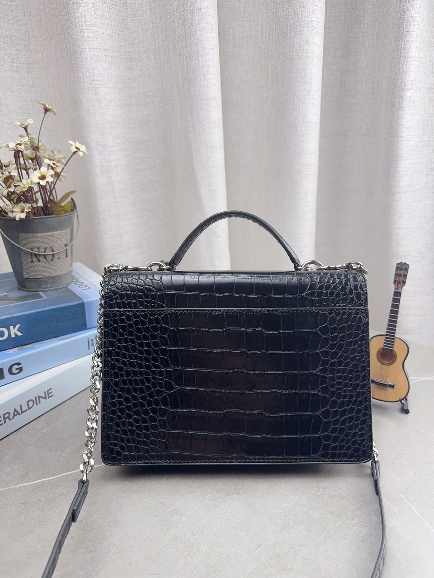 配礼盒包装 YSL圣罗兰sunset日落包 Sunset bag 陪你走遍天涯海角 一起看日落 ysl包包 尺寸15*17cm p140