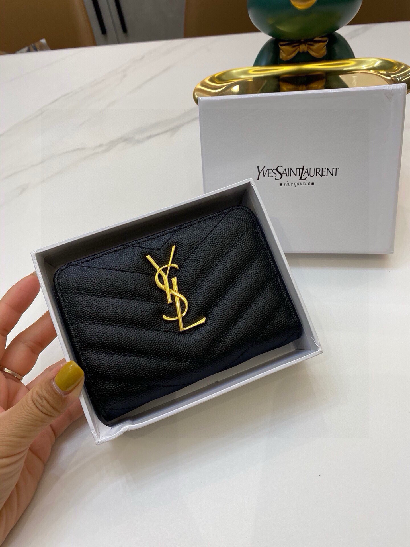 📢📢📢p90 4852圣罗兰 专柜🔥爆款 女士钱包 三折款 💕里外鱼子酱牛皮 1:1原单品质 简单百搭 大容量 💕超级美哦 💥 12 9