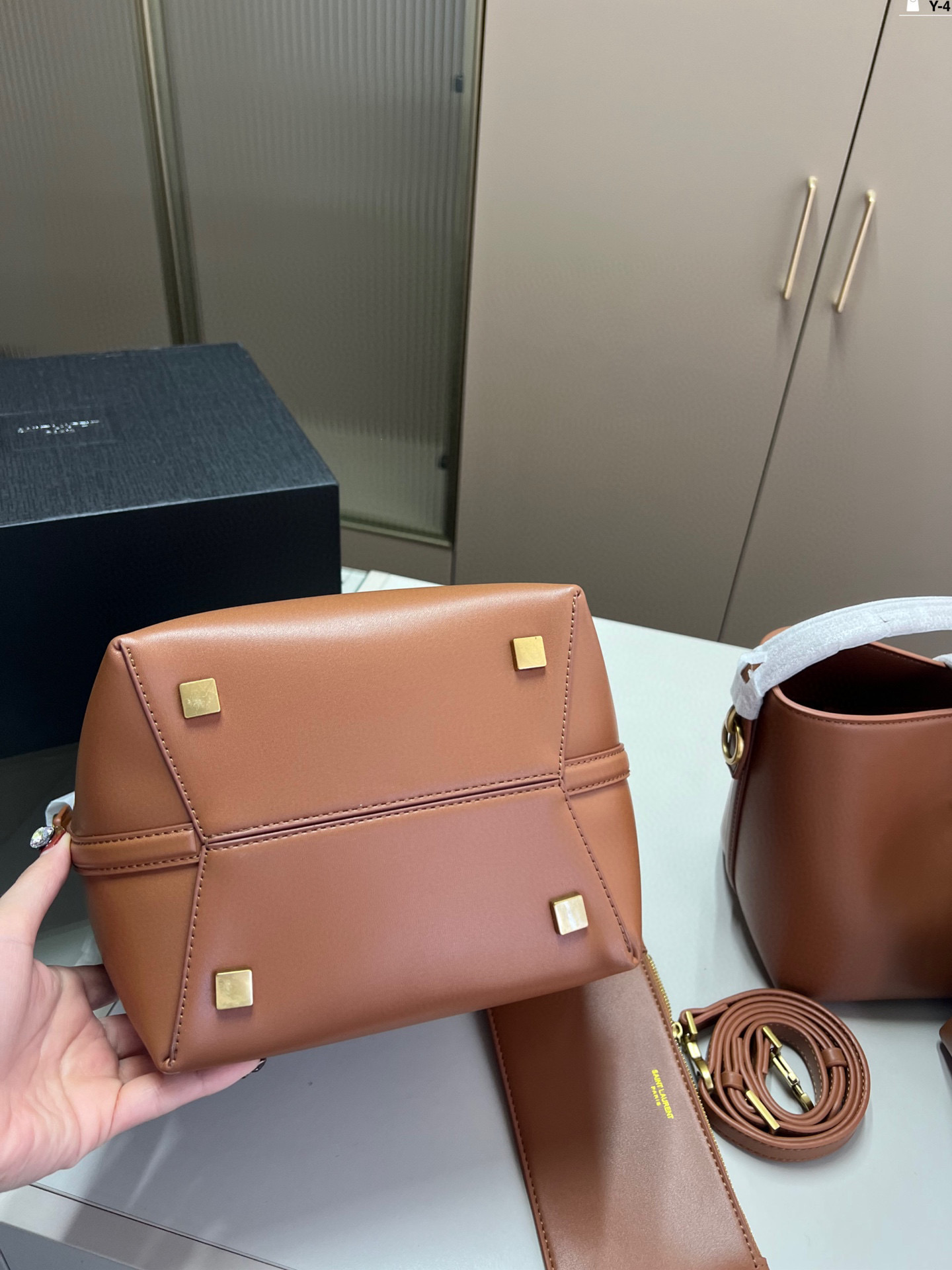 大💰p145 大号配零钱包 中号小号不配 YSL圣罗兰 Hobo水桶包 舒适与精致并存 Y-4尺寸25×25/20×20/15×15折叠盒