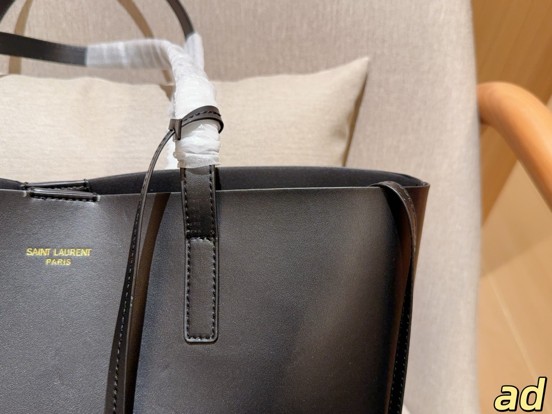 💰155 圣罗兰/Ysl Y家新品大托特tote/购物袋～容量超级大～ 尺寸：34&times;27&times;12 飞机箱✈️