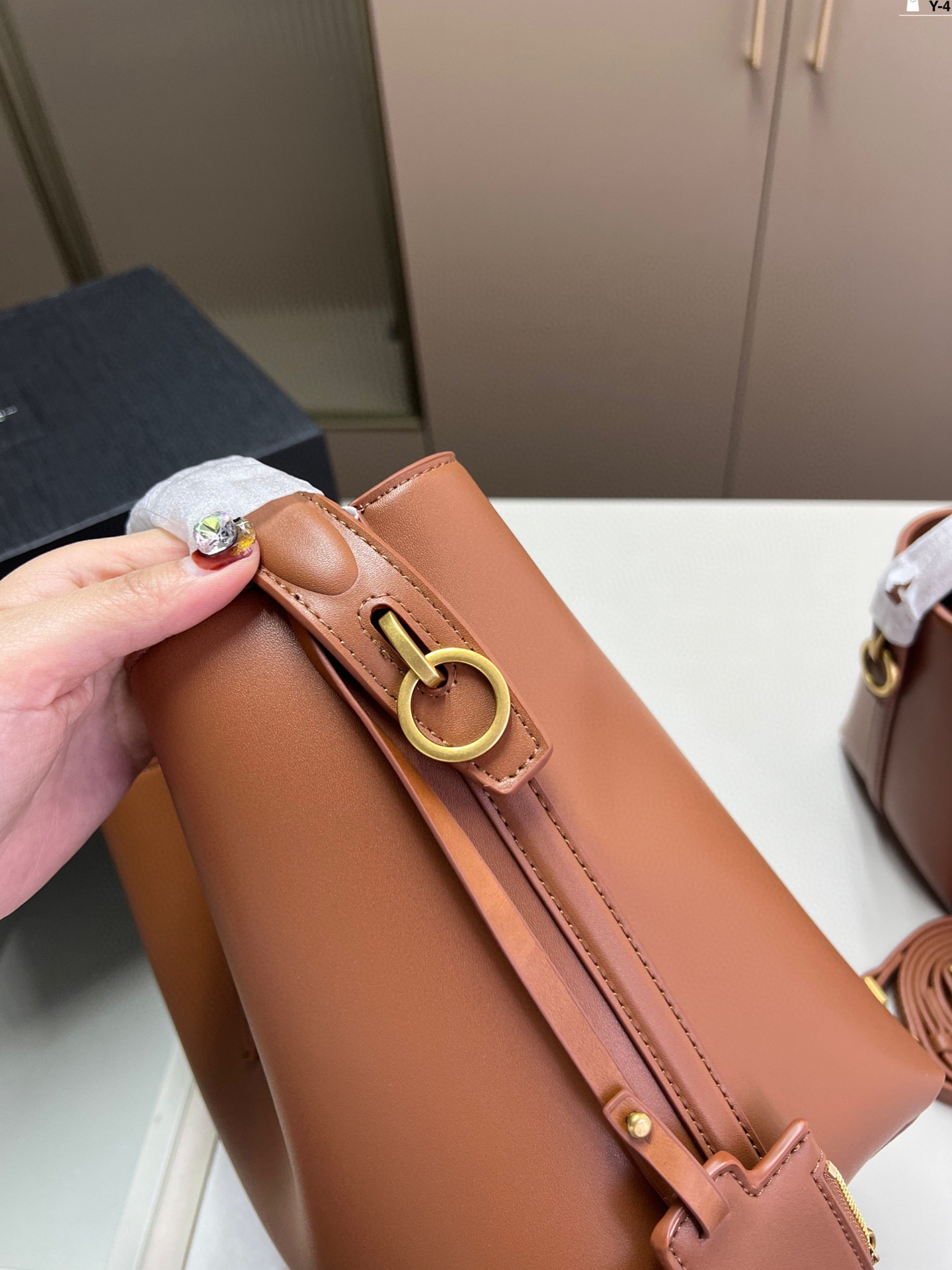 大💰p145 大号配零钱包 中号小号不配 YSL圣罗兰 Hobo水桶包 舒适与精致并存 Y-4尺寸25×25/20×20/15×15折叠盒