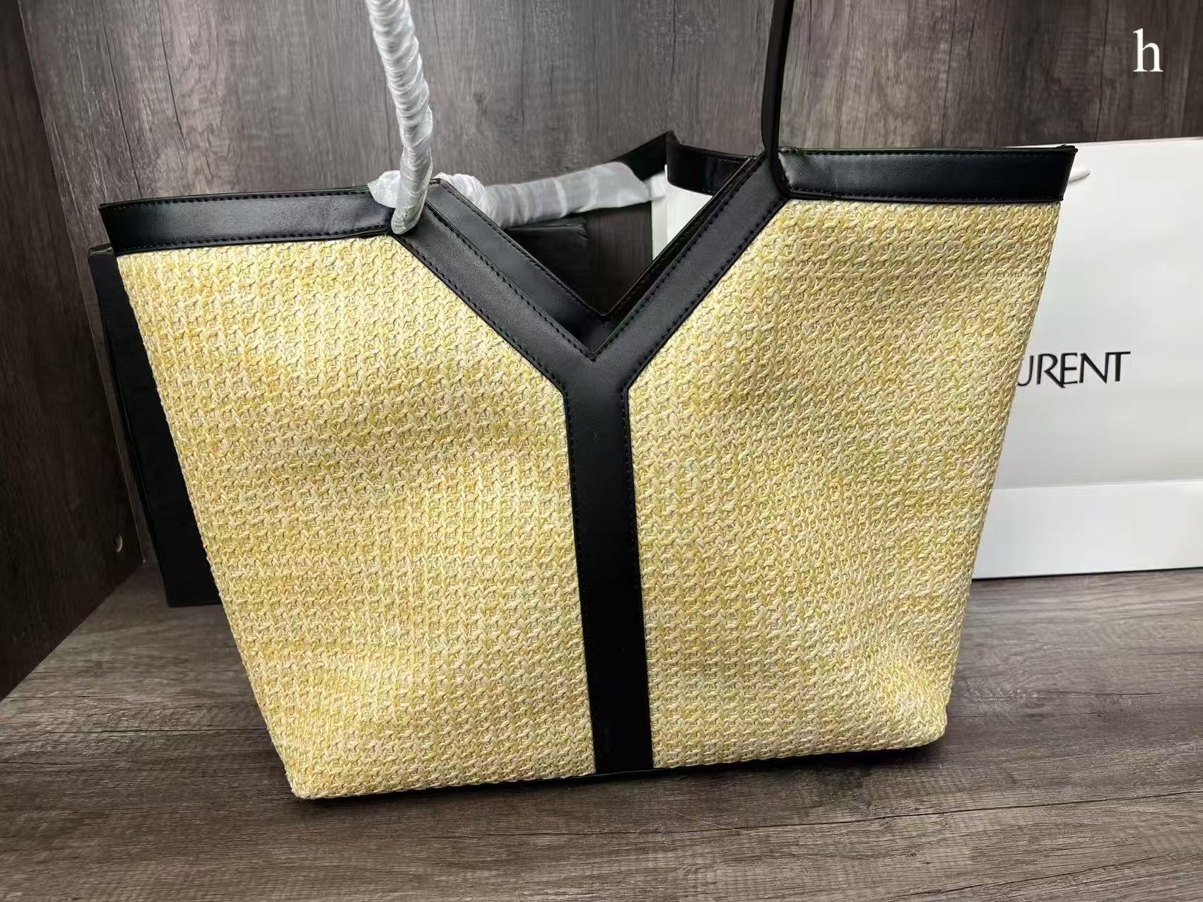 p155 Ysl编织托特包 ⚠️配盒 ⚠️尺寸34*32cm 可以手提单肩，拉菲草手工编织，度假休闲风，旅行上班通勤逛街皆可