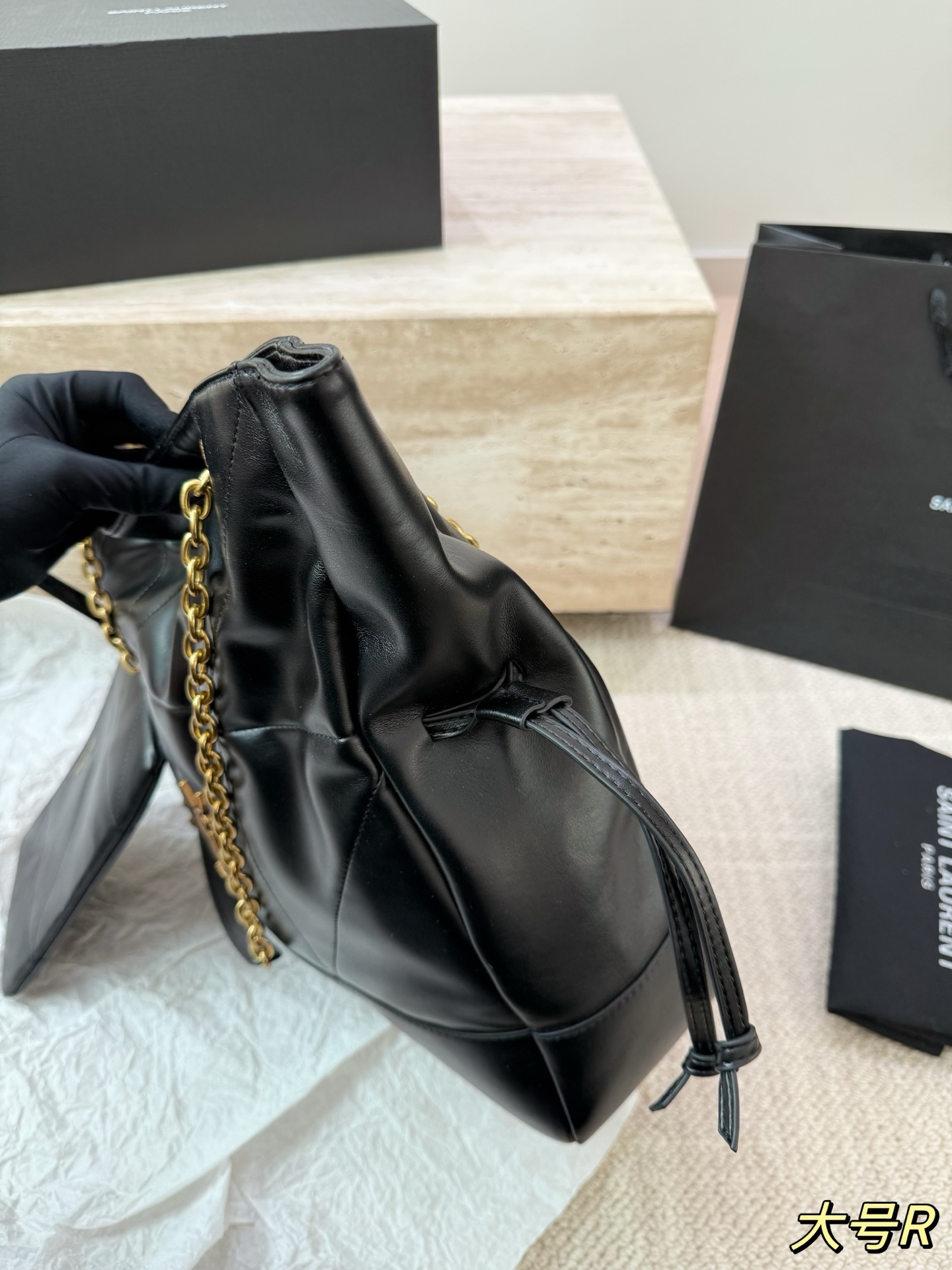 P160 P155 YSL Jamie shopping福袋 麂皮真的是氛围感的神 太时髦高级了 小号大号都好看百搭 一年四季都可以背 35cm 25cm