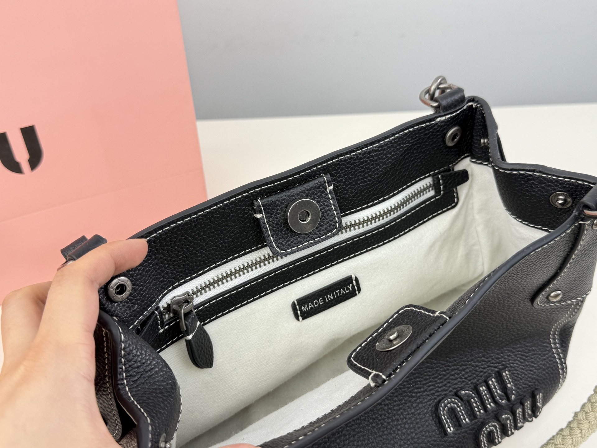 （折叠盒⚠️）p245 （牛皮） Miumiu新款麻绳托特 直戳少女心！ 尺寸25&times;19