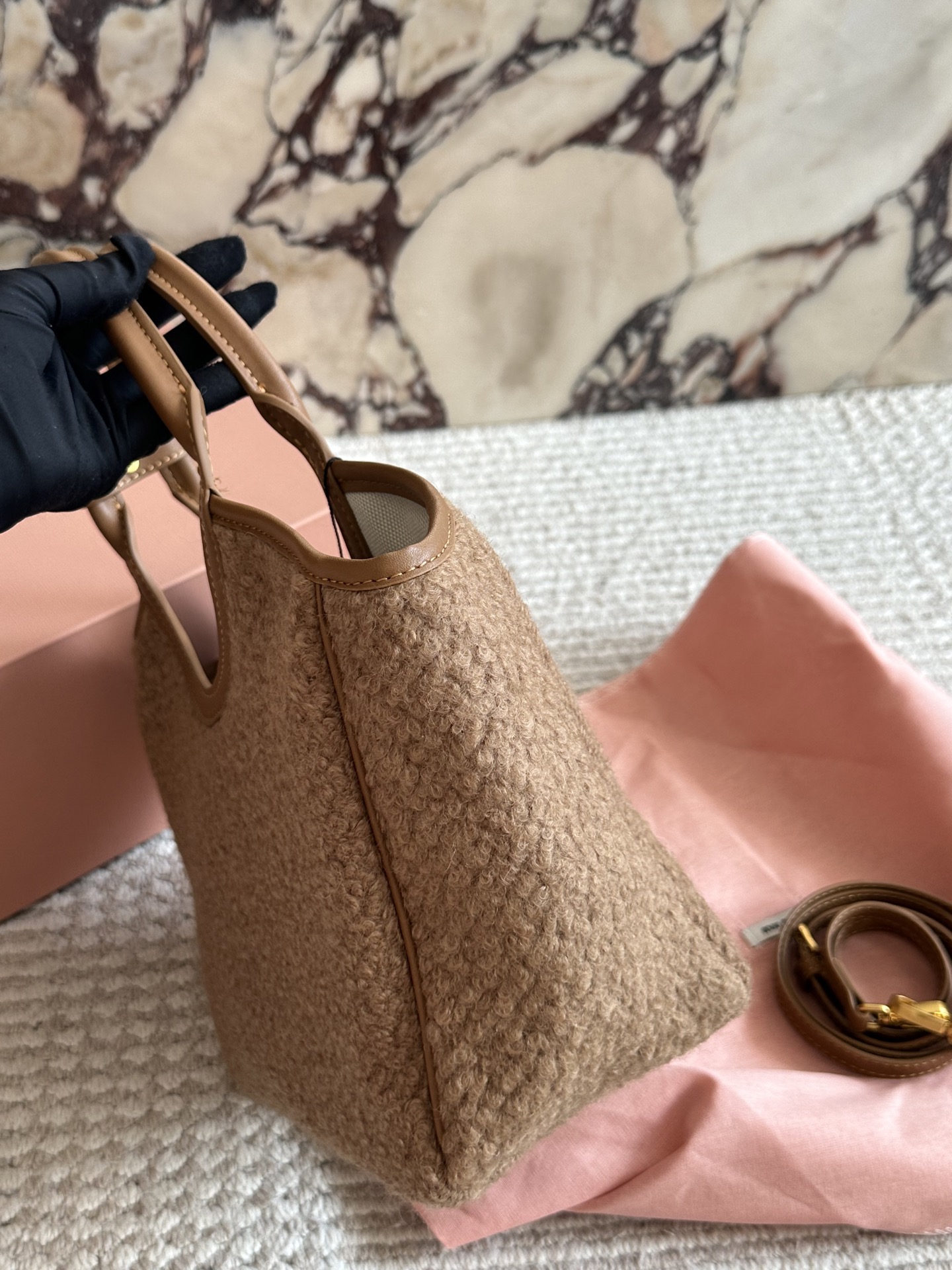 p190 miumiu限定款托特包 简单又好看 miumiu而且超级实用, #miumiu新款包包 尺寸小号 22 17cm