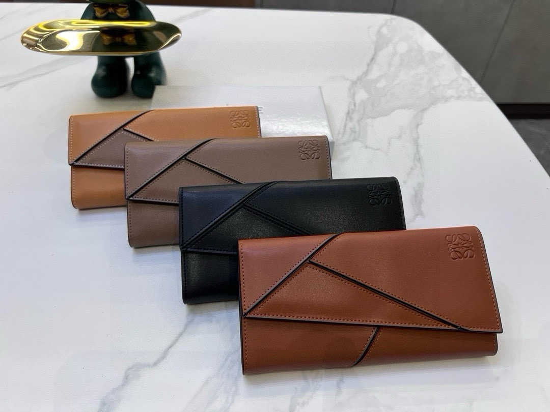 📢📢📢p95 8332 罗意威专柜🔥爆款 女士钱包 三折款 💕顶级牛皮 1:1原单品质 简单百搭 大容量 💕超级美哦 💥10 8