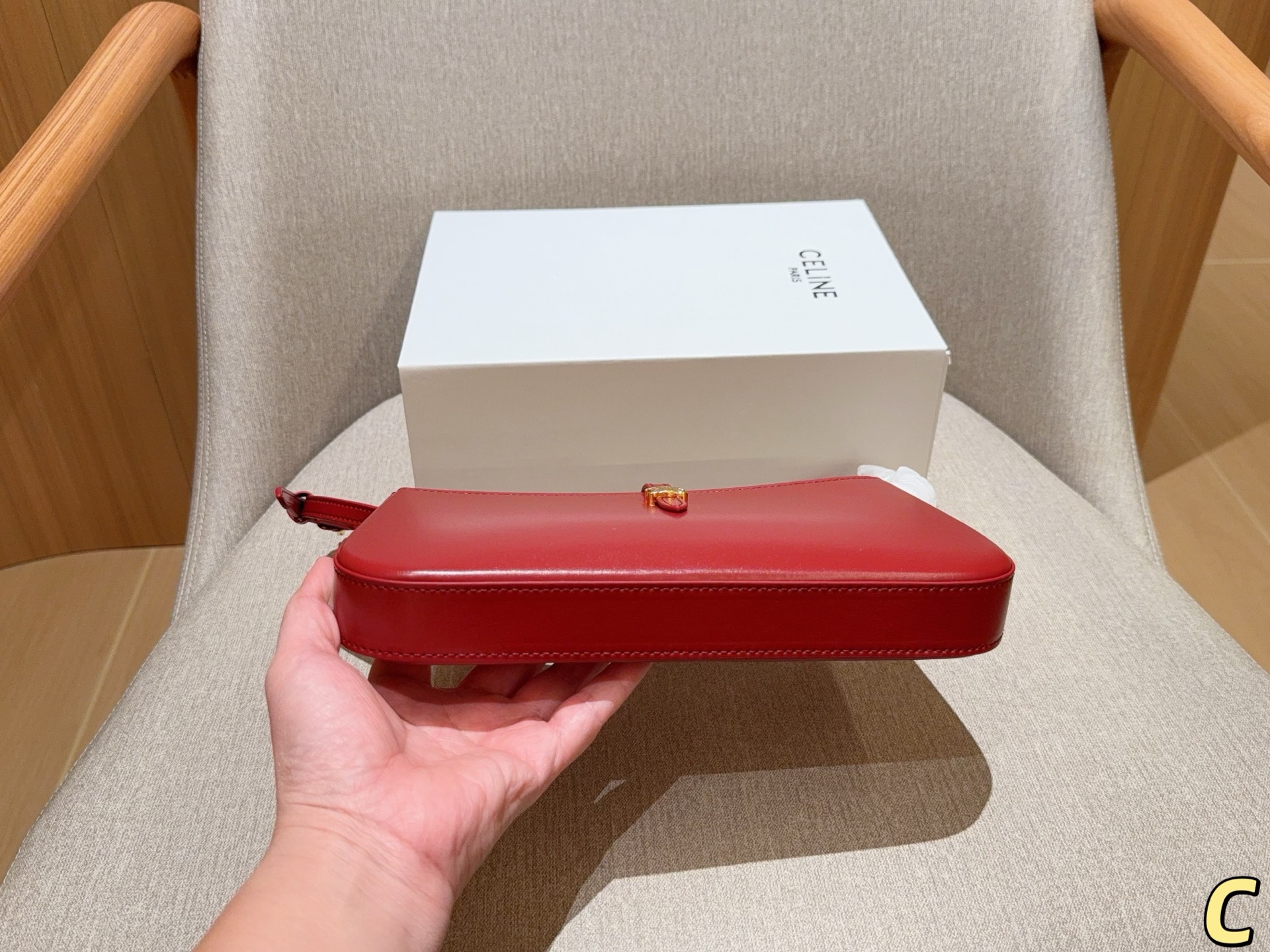 💰125 赛琳Celine 25新品TINA凯旋门腋下包 尺寸26&times;13&times;3 礼盒包装🎁