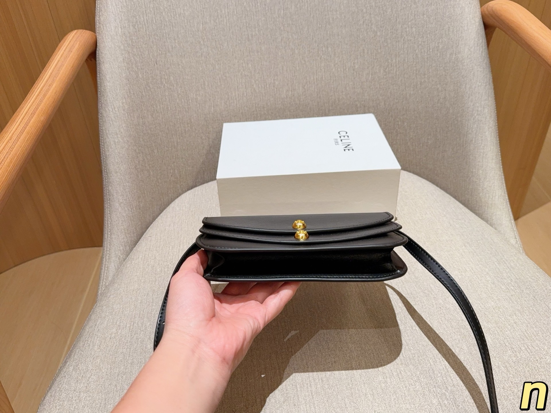 💰140 CELINE赛琳 新款双层woc斜挎信封包~ 尺寸20×13×5 礼盒包装🎁