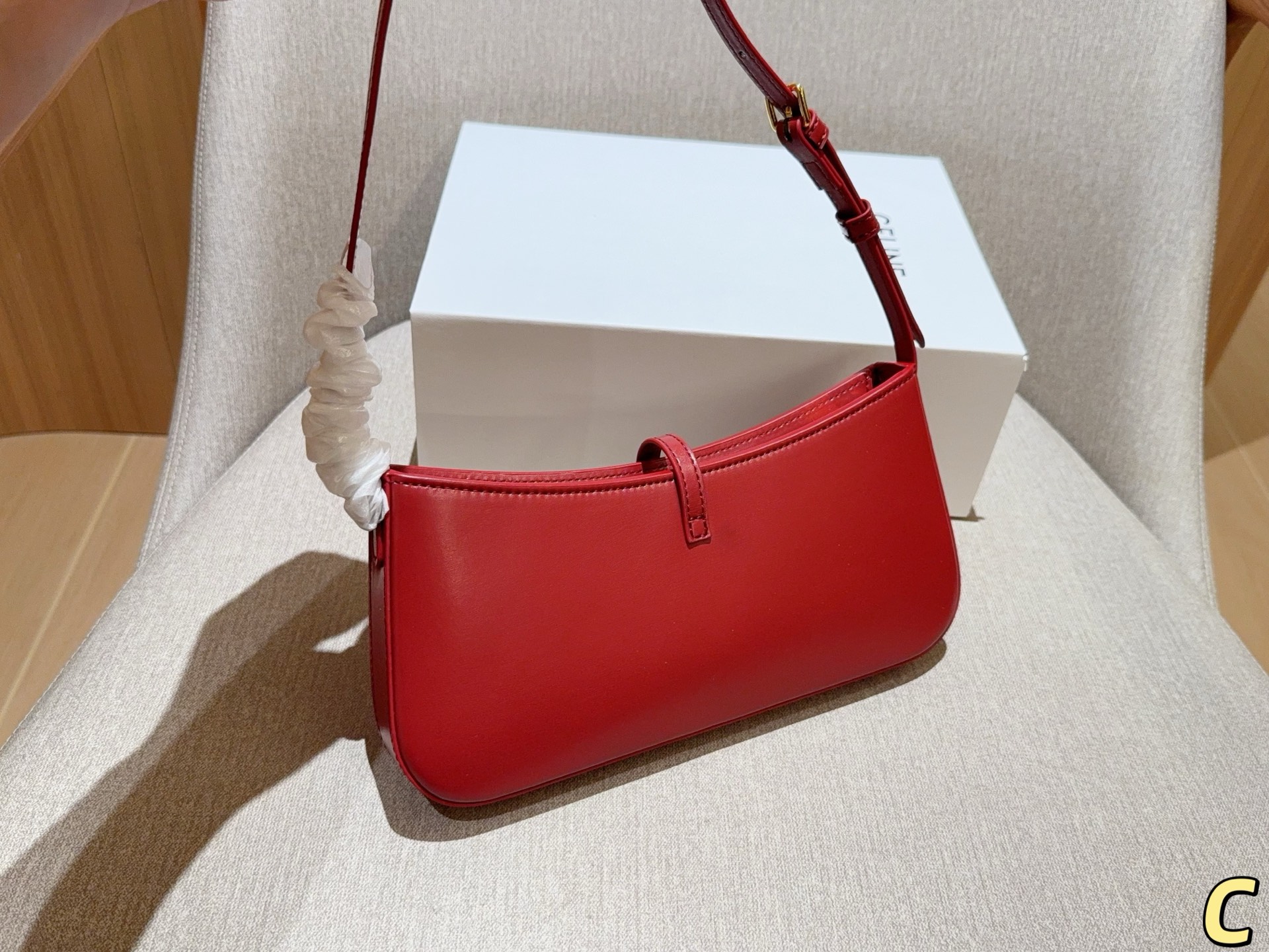 💰125 赛琳Celine 25新品TINA凯旋门腋下包 尺寸26&times;13&times;3 礼盒包装🎁