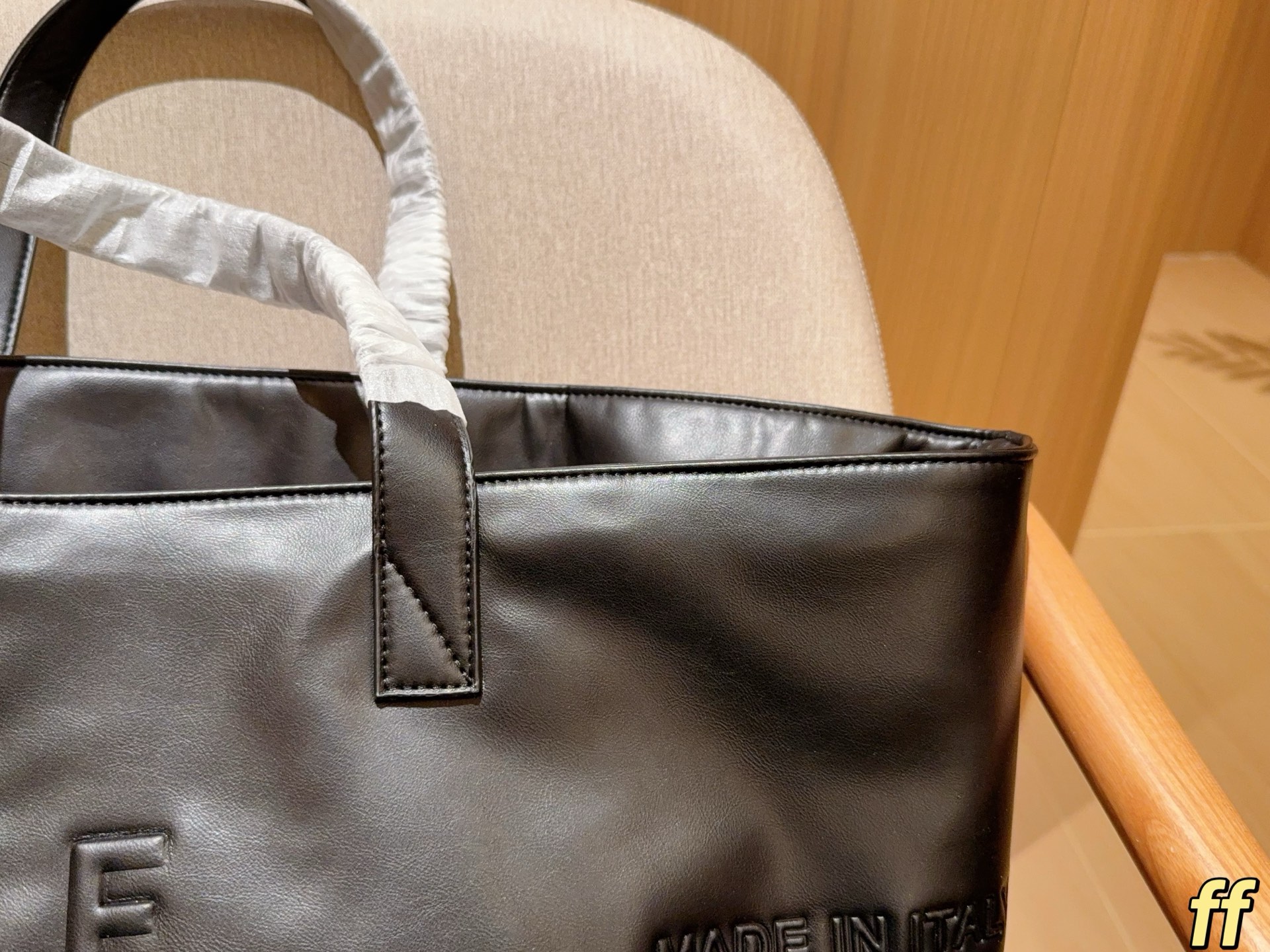 💰125 Celine赛琳 秋冬必备！单品包包超大气的购物包～托特包 尺寸46&times;34