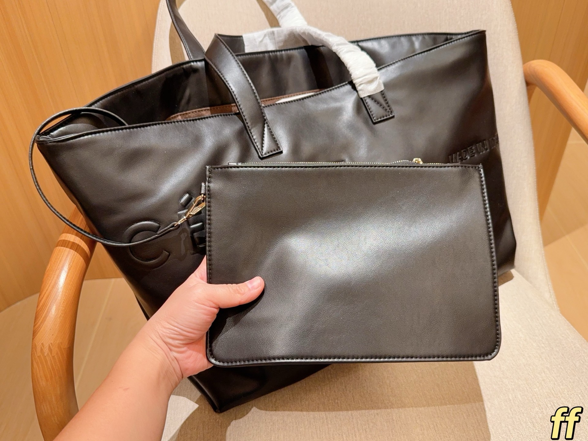 💰125 Celine赛琳 秋冬必备！单品包包超大气的购物包～托特包 尺寸46&times;34