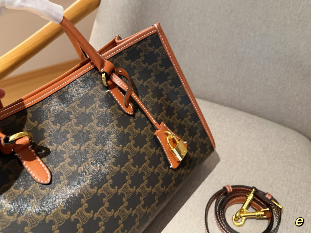 💰125 无盒 赛琳celine 新款老花托特包Tote购物袋 超大容量很能装~超级实用 尺寸：35*23