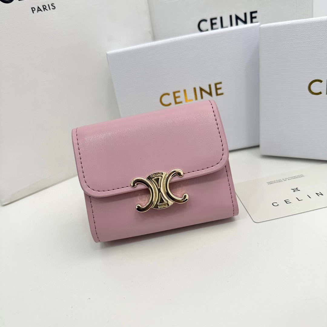 P95🎀🎀Celine 16332🎀颜色 蓝灰粉黄🎀尺寸 11*10*5 🎀新款凯旋门2 件套，Celine短式钱包非常炫美的一个系列，专柜同步，采用头层牛皮，精致时尚！