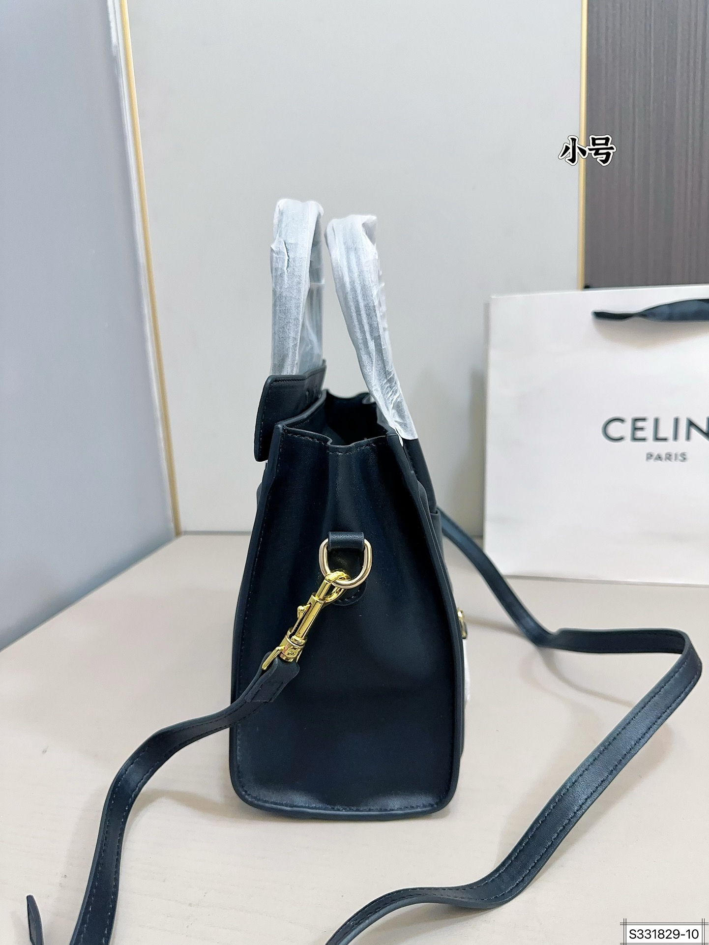 大号💰145⚠️尺寸27 27 小号💰135⚠️尺寸22 21 赛琳笑脸包 手感软糯 百搭休闲 可手拎 可斜挎 集美必备 简洁优雅